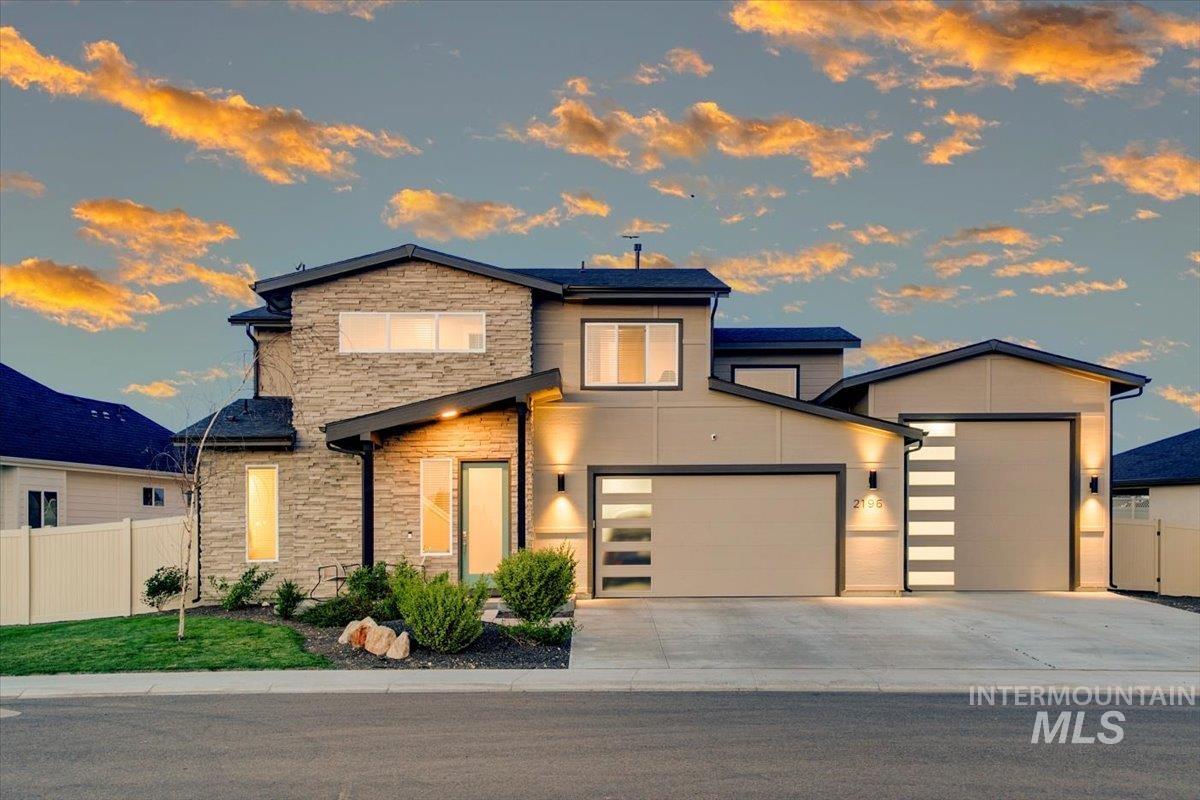 2196 N Opal Falls Way, Kuna, Idaho 83634, 4 Bedrooms, 2.5 Bathrooms, Residential For Sale, Price $649,990, 98936277