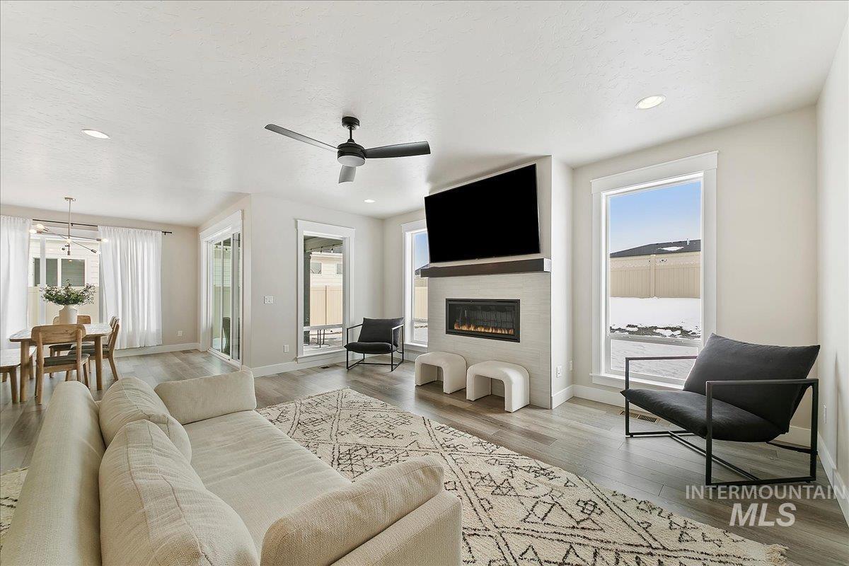 2196 N Opal Falls Way, Kuna, Idaho 83634, 4 Bedrooms, 2.5 Bathrooms, Residential For Sale, Price $649,990, 98936277
