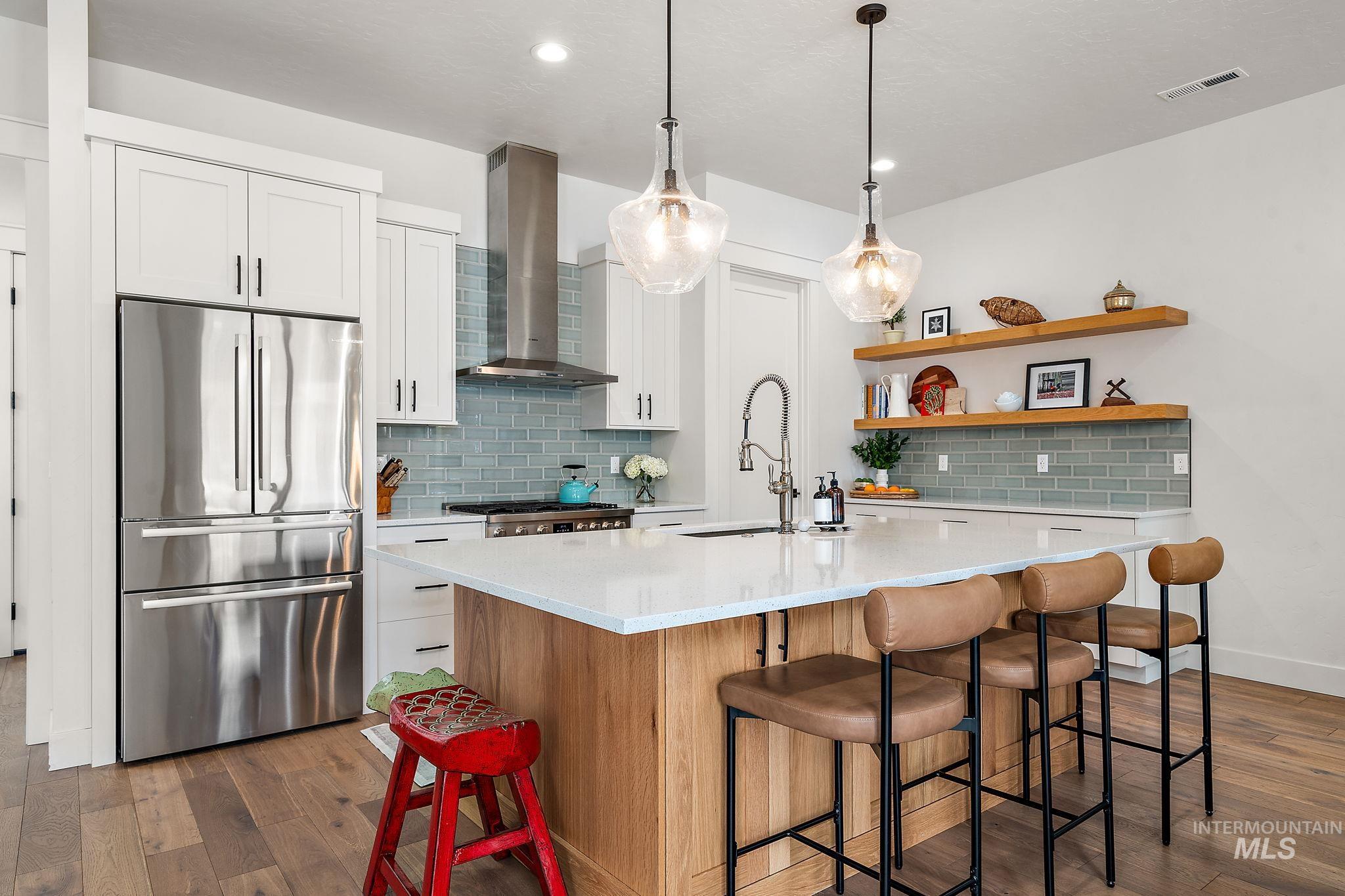 2550 W Iron Coop Street, Eagle, Idaho 83616, 3 Bedrooms, 2.5 Bathrooms, Residential For Sale, Price $709,500, 98936302