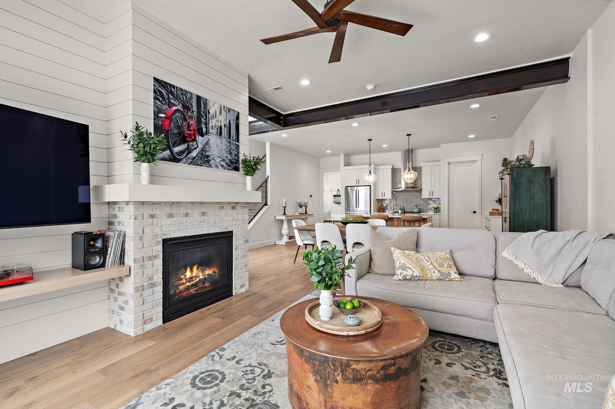 2550 W Iron Coop Street, Eagle, Idaho 83616, 3 Bedrooms, 2.5 Bathrooms, Residential For Sale, Price $709,500, 98936302