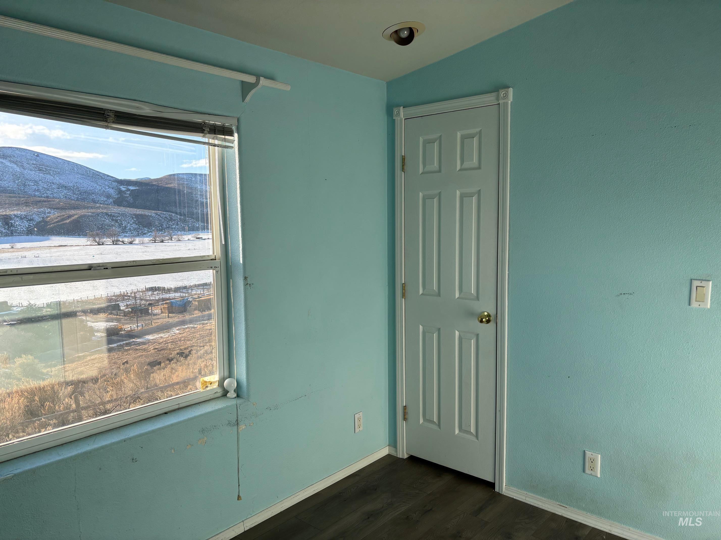 4981 N Daniels Road, Malad City, Idaho 83252, 5 Bedrooms, 4 Bathrooms, Residential For Sale, Price $895,000, 98936340