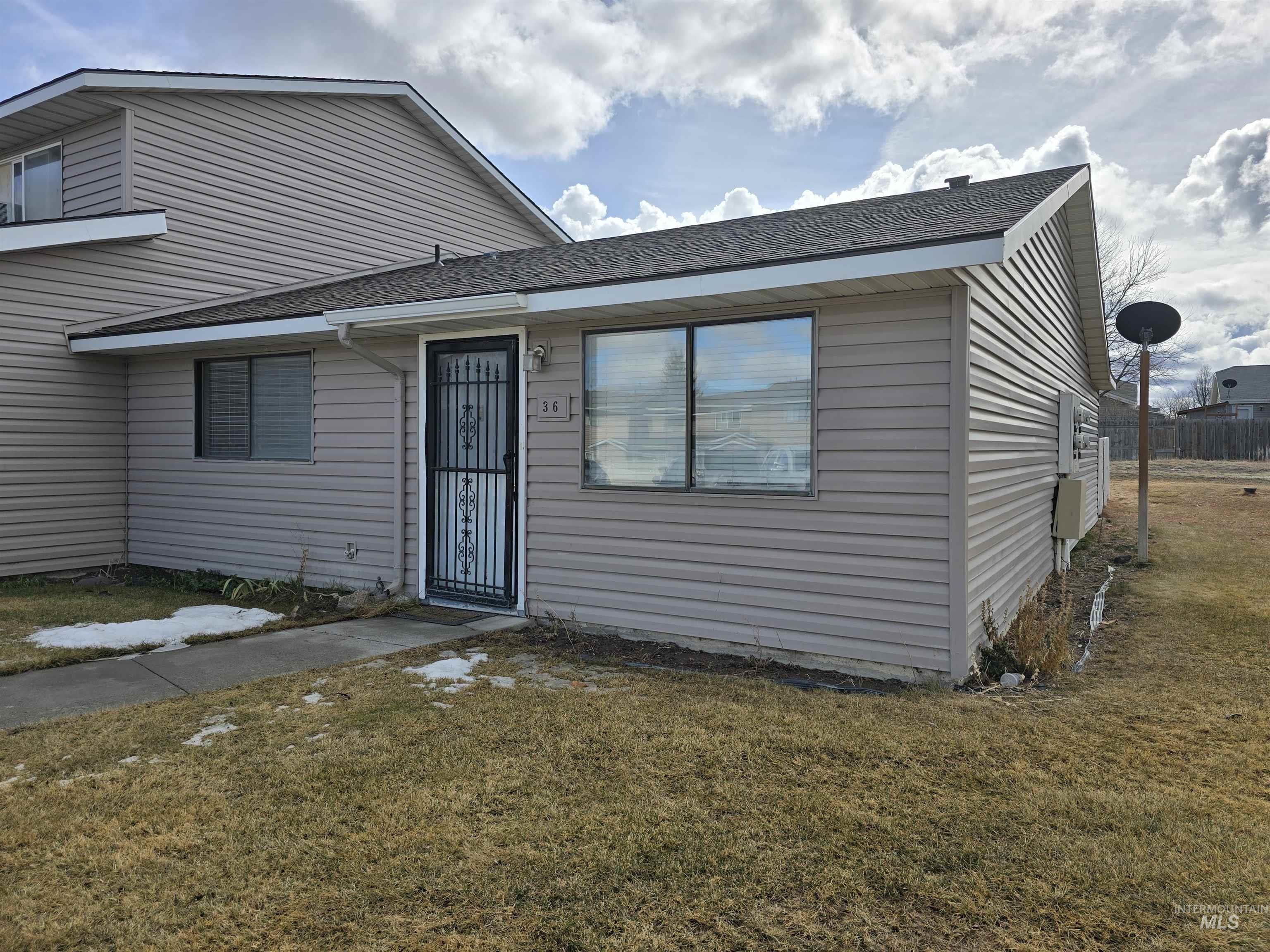 259 W Pheasant Rd #36, Twin Falls, Idaho 83301, 2 Bedrooms, 1 Bathroom, Residential For Sale, Price $189,900, 98936346