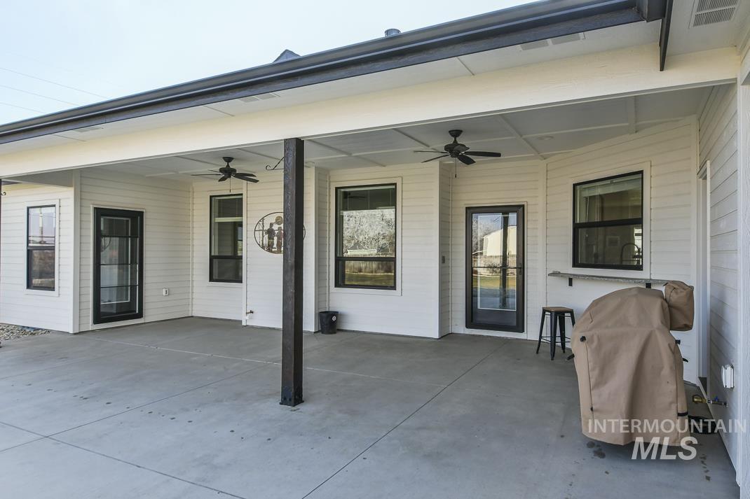 1251 Swan Falls Rd, Kuna, Idaho 83634-1731, 3 Bedrooms, 3 Bathrooms, Residential For Sale, Price $1,190,000, 98936384