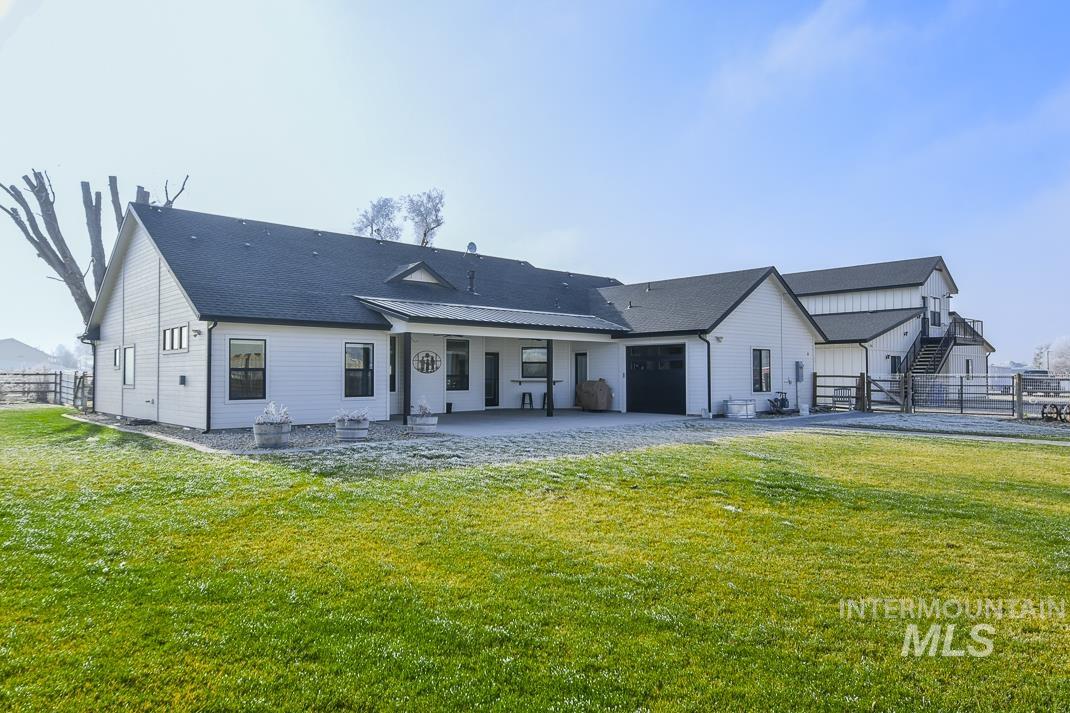 1251 Swan Falls Rd, Kuna, Idaho 83634-1731, 3 Bedrooms, 3 Bathrooms, Residential For Sale, Price $1,190,000, 98936384