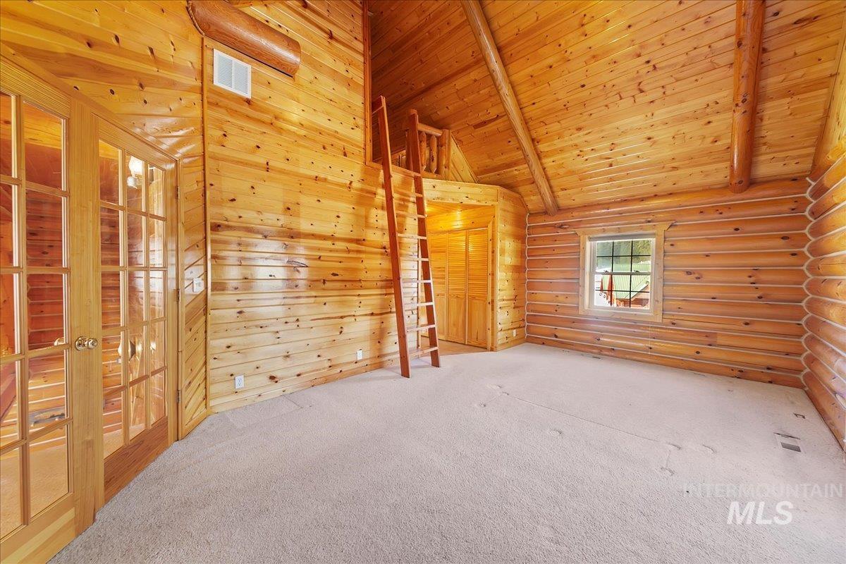 15 Village Lane, Garden Valley, Idaho 83622, 3 Bedrooms, 3 Bathrooms, Residential For Sale, Price $735,000, 98936388