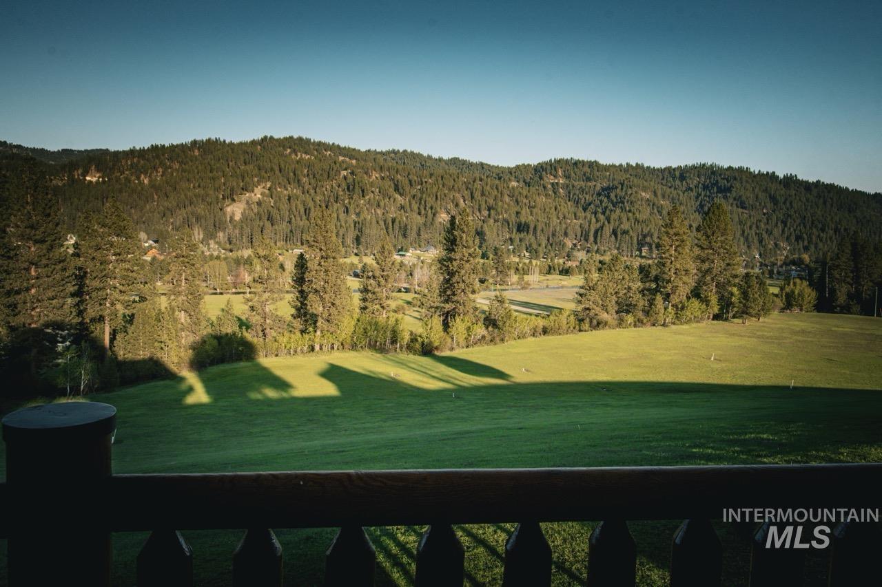 15 Village Lane, Garden Valley, Idaho 83622, 3 Bedrooms, 3 Bathrooms, Residential For Sale, Price $735,000, 98936388