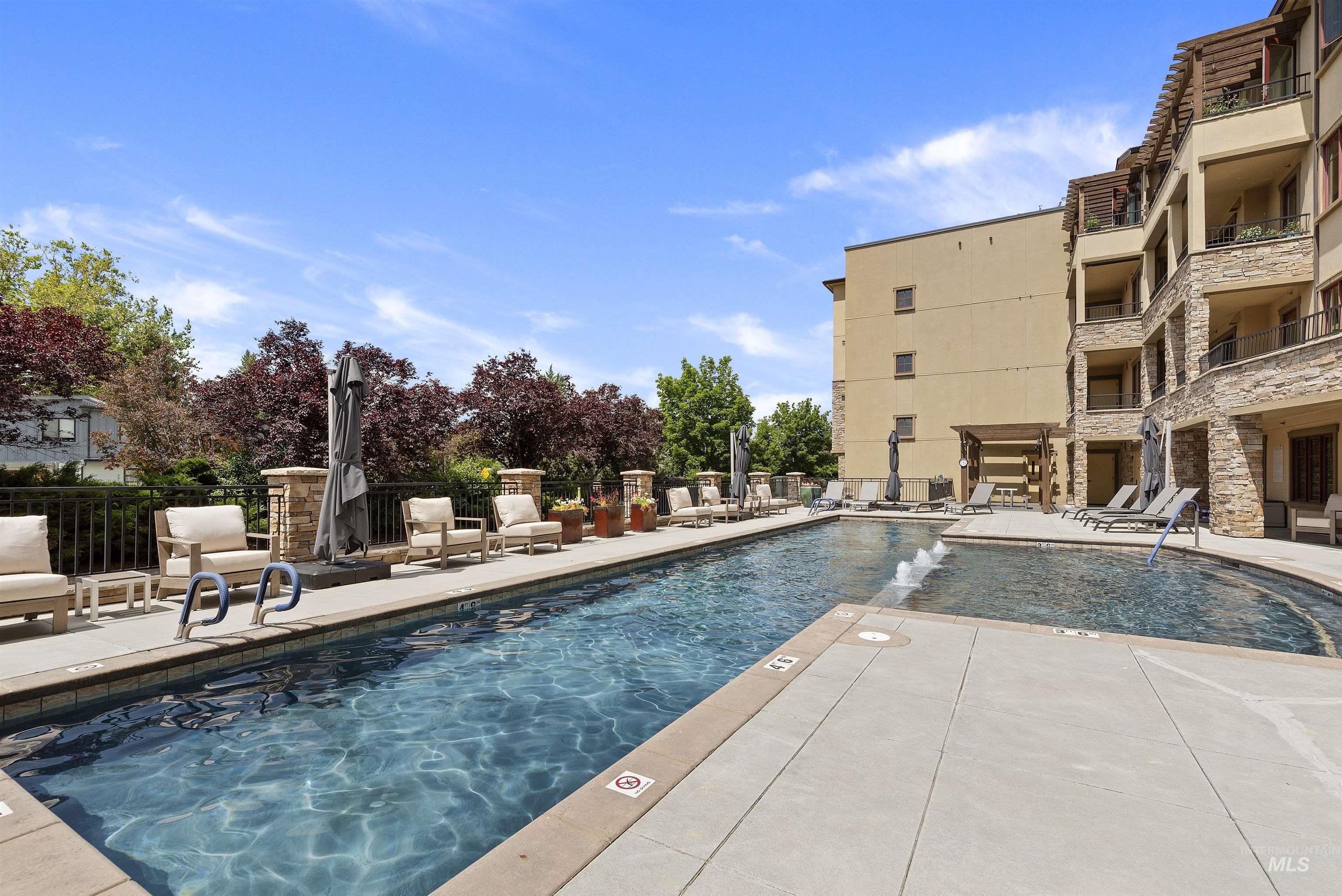3005 Crescent Rim Dr, Boise, Idaho 83706, 2 Bedrooms, 2 Bathrooms, Residential For Sale, Price $685,000, 98936571