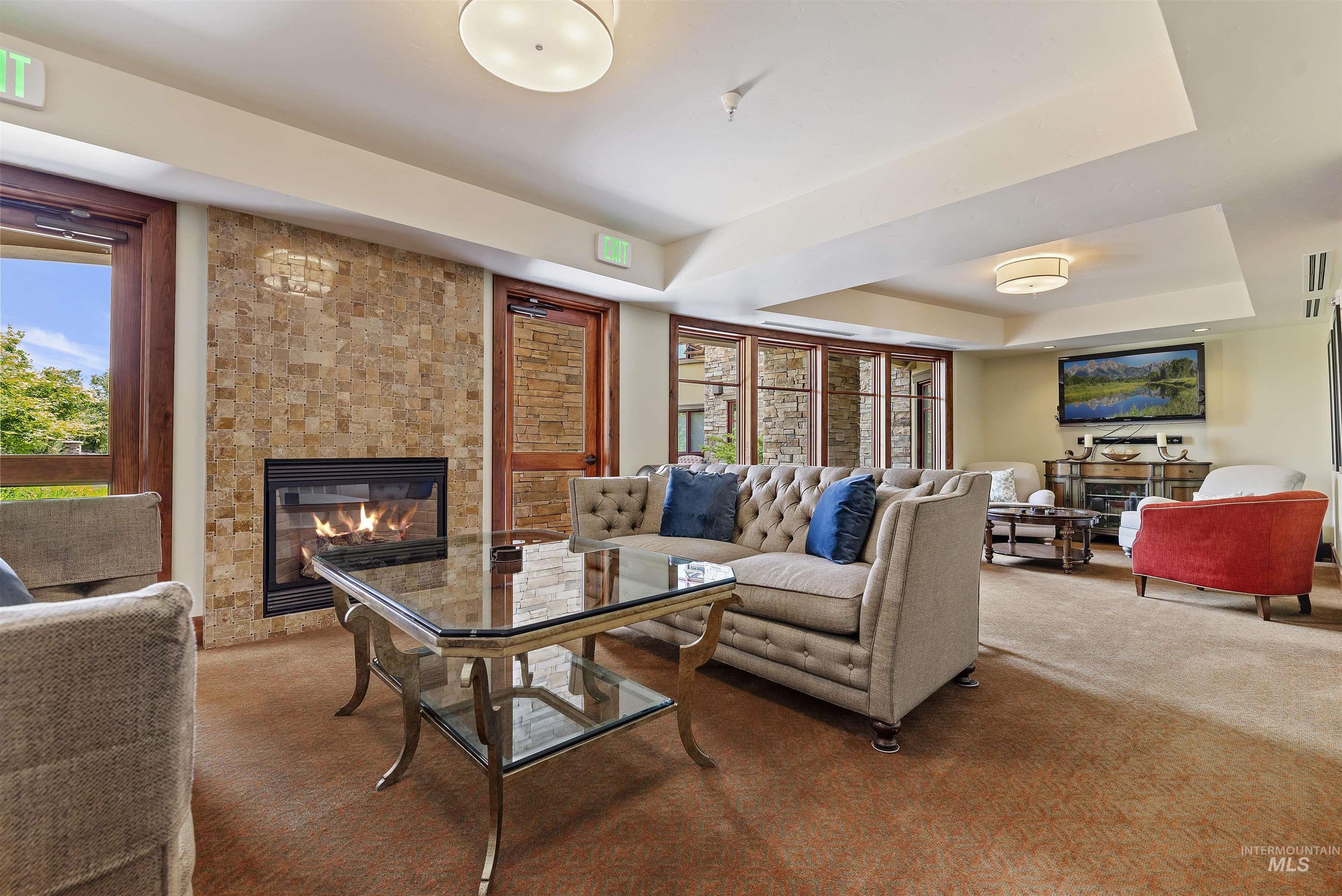3005 Crescent Rim Dr, Boise, Idaho 83706, 2 Bedrooms, 2 Bathrooms, Residential For Sale, Price $685,000, 98936571