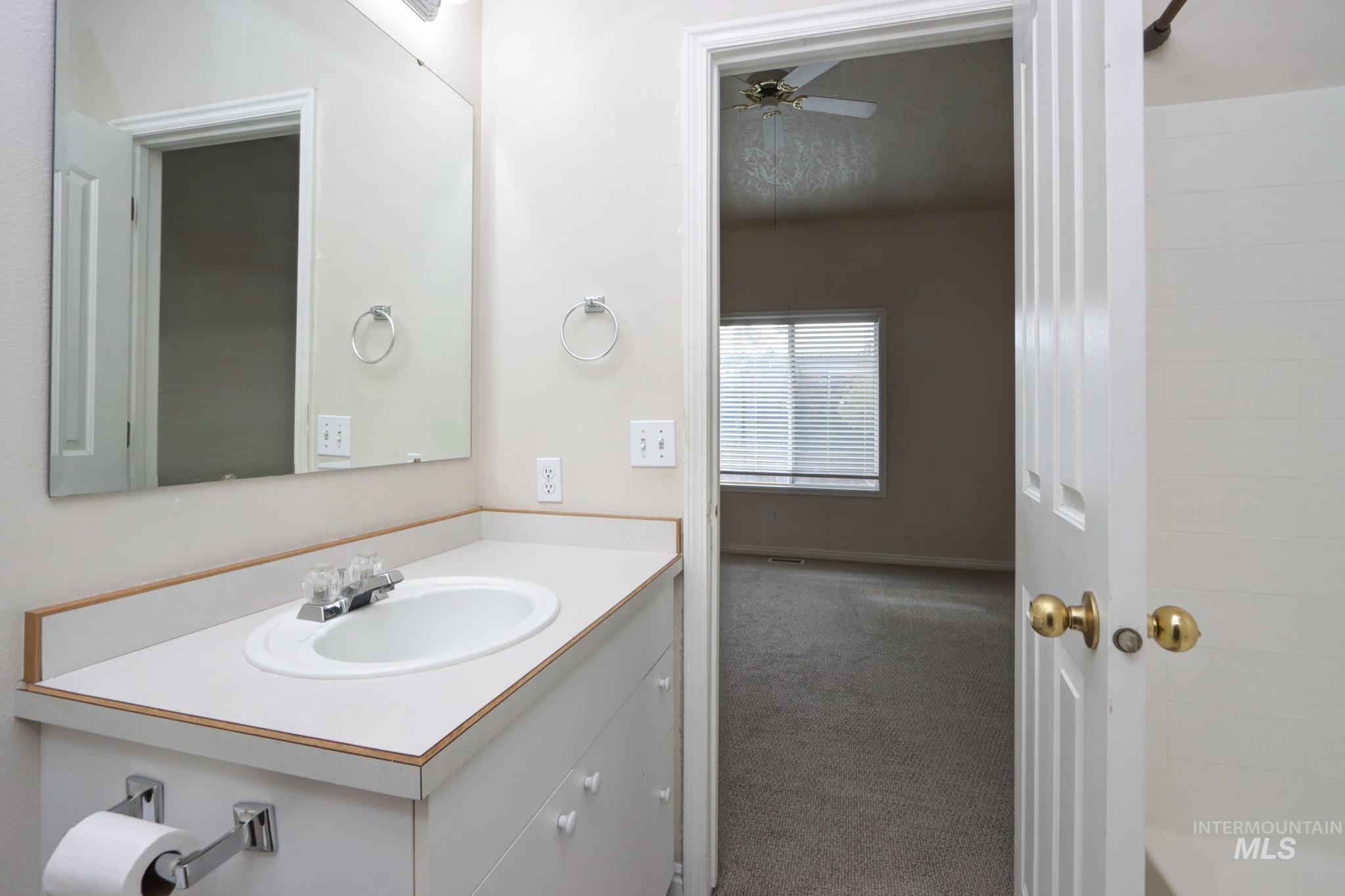 9043 W Shoup Ave, Boise, Idaho 83709, 3 Bedrooms, 2.5 Bathrooms, Residential For Sale, Price $369,000, 98936586