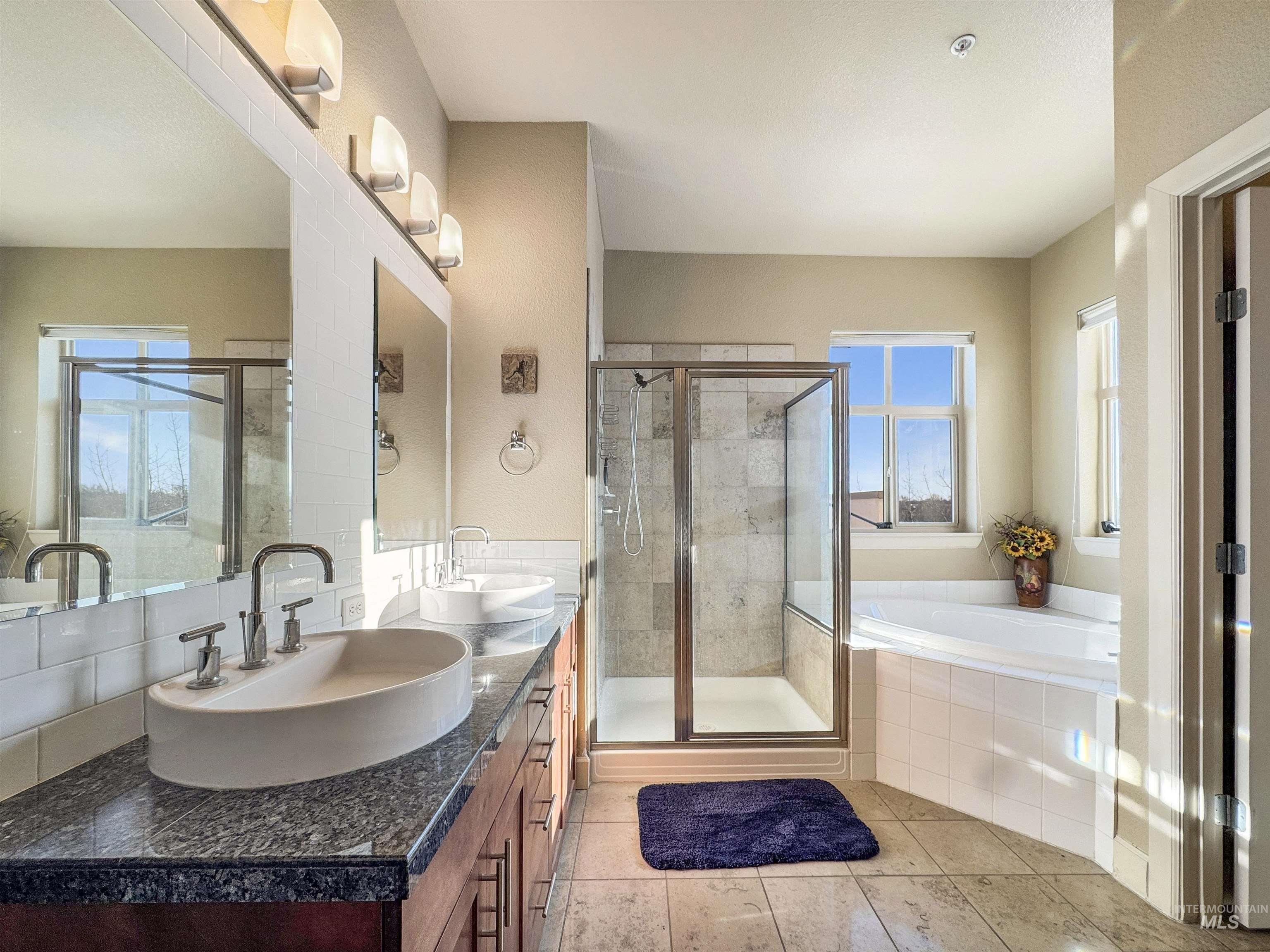412 S 13th, Boise, Idaho 83702, 2 Bedrooms, 2 Bathrooms, Residential For Sale, Price $669,000, 98936683
