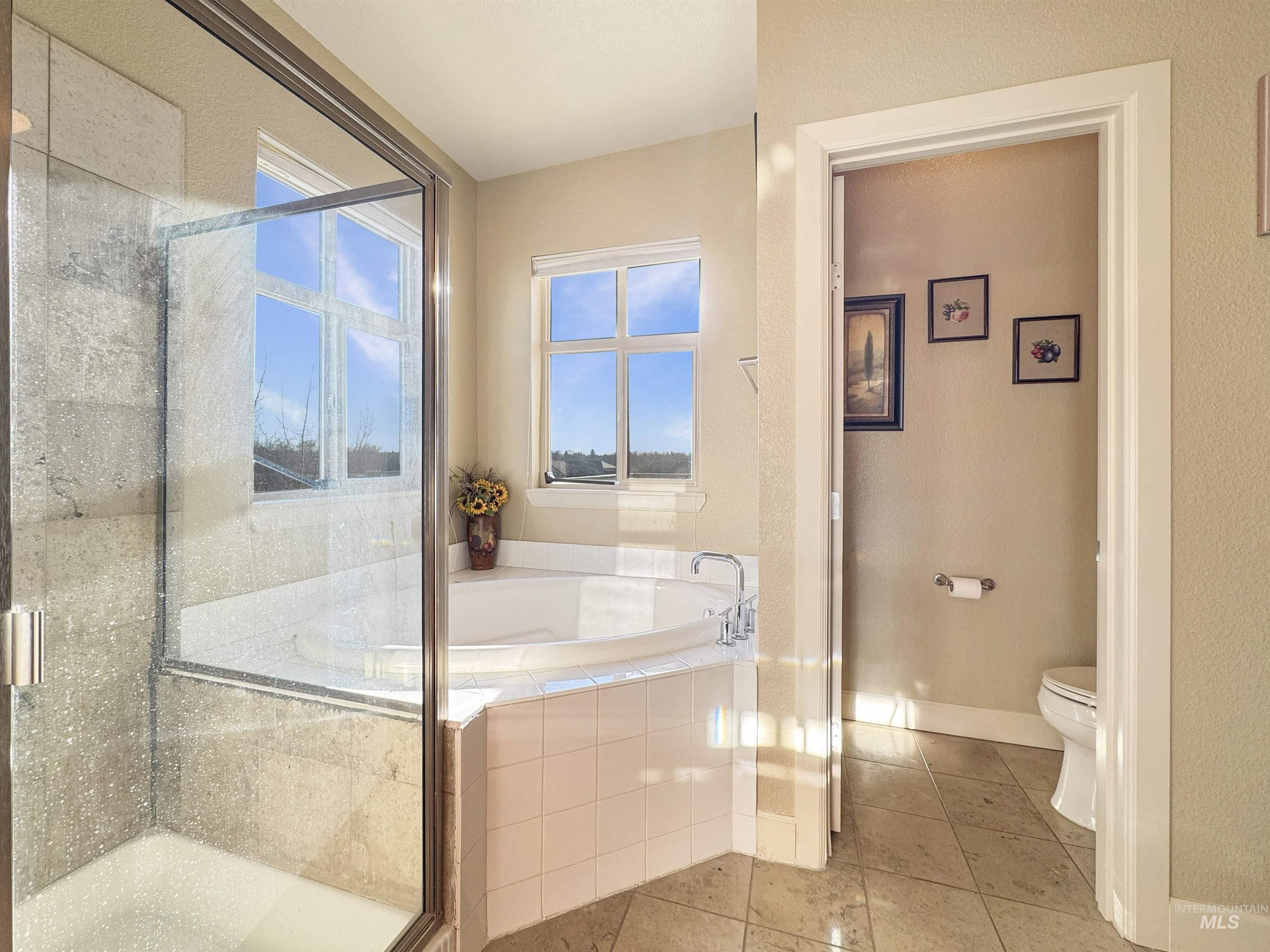 412 S 13th, Boise, Idaho 83702, 2 Bedrooms, 2 Bathrooms, Residential For Sale, Price $669,000, 98936683