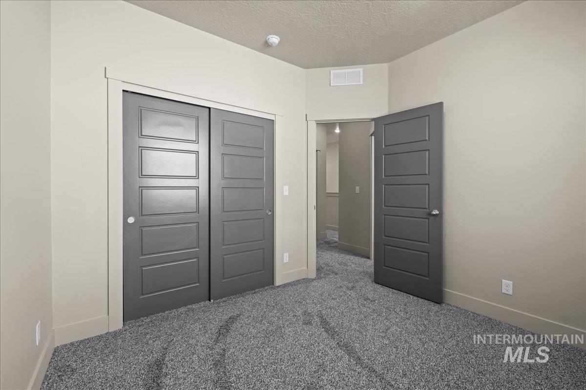 701 E Bates Ave., Parma, Idaho 83660, 3 Bedrooms, 2.5 Bathrooms, Residential Income For Sale, Price $1,790,000, 98936709
