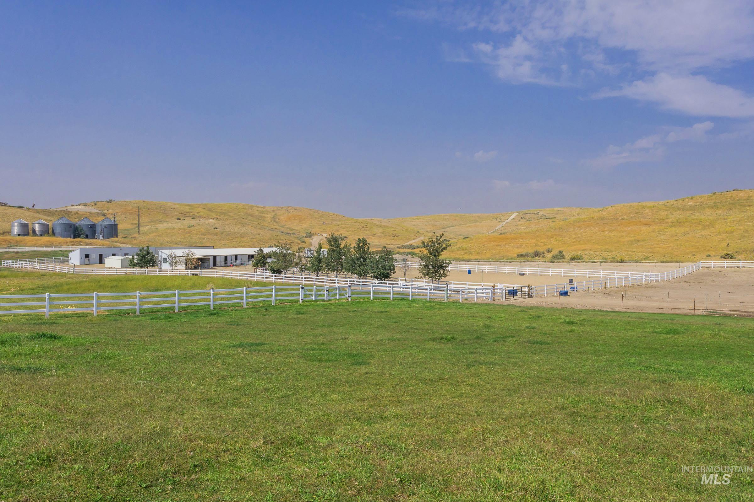11950 W Deep Canyon Dr, Star, Idaho 83669-5700, 5 Bedrooms, 4 Bathrooms, Residential For Sale, Price $1,299,000, 98936715