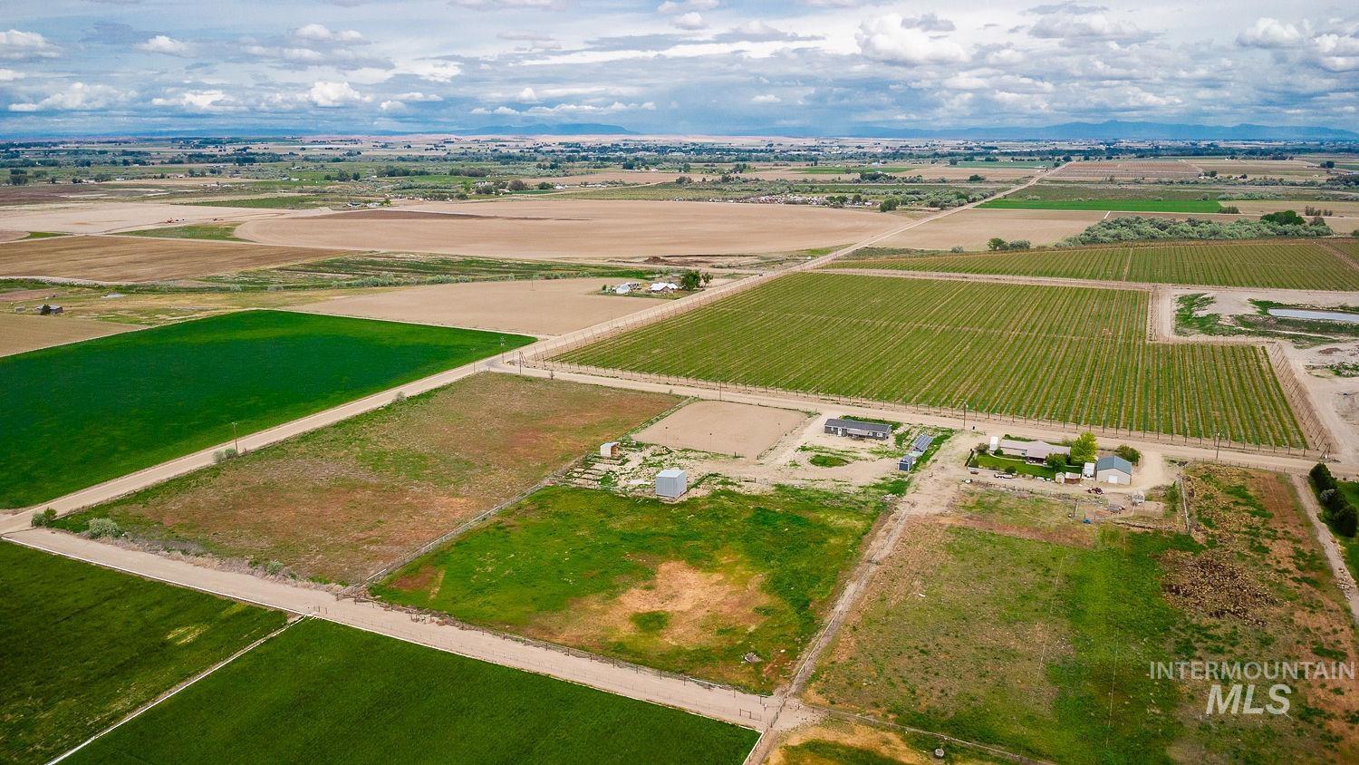26915 Chips Ln, Parma, Idaho 83660, 3 Bedrooms, 2 Bathrooms, Residential For Sale, Price $649,900, 98936722