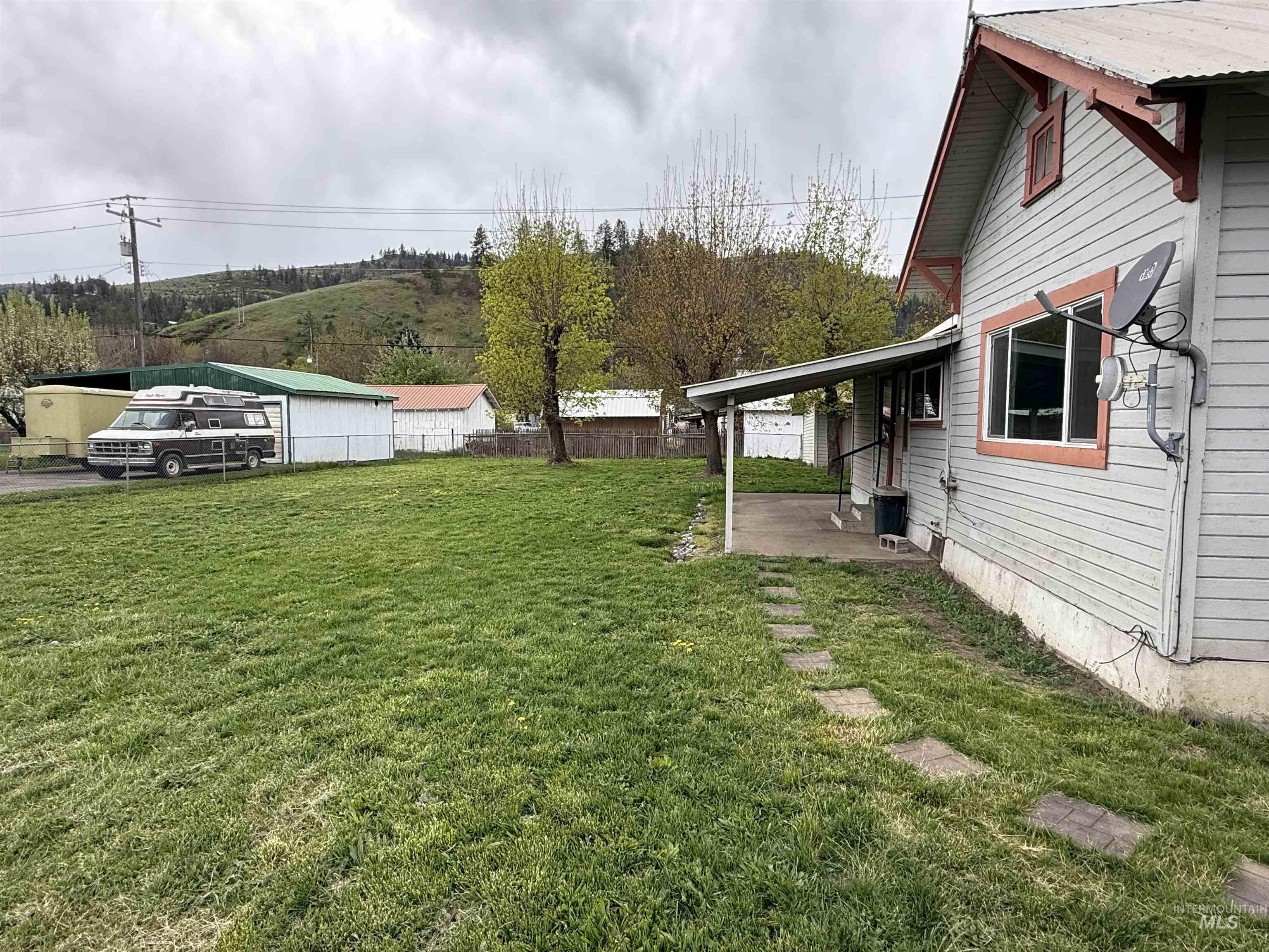 202 S Main Street, Kooskia, Idaho 83539, 2 Bedrooms, 1 Bathroom, Residential For Sale, Price $199,999, 98936735