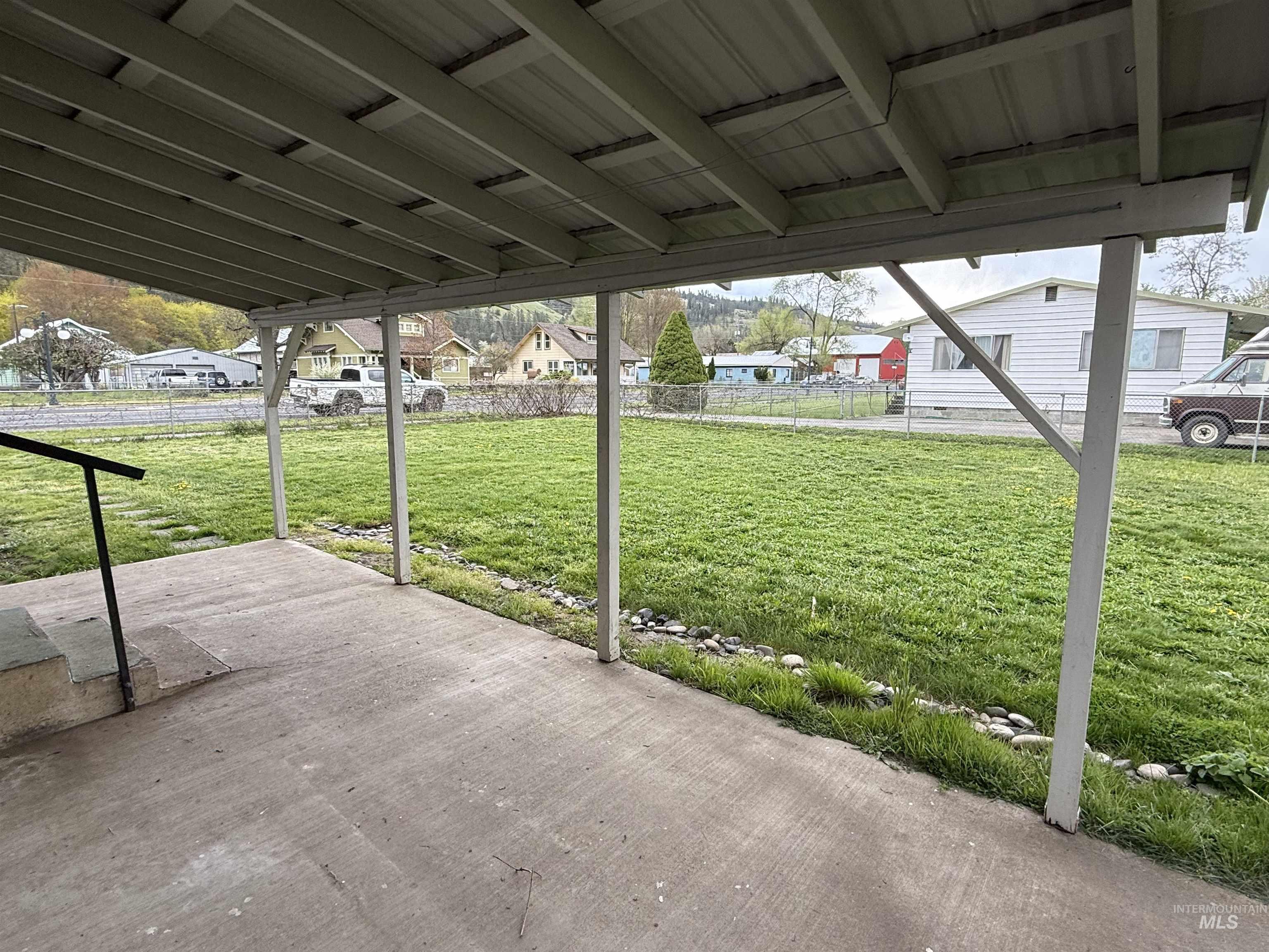 202 S Main Street, Kooskia, Idaho 83539, 2 Bedrooms, 1 Bathroom, Residential For Sale, Price $199,999, 98936735