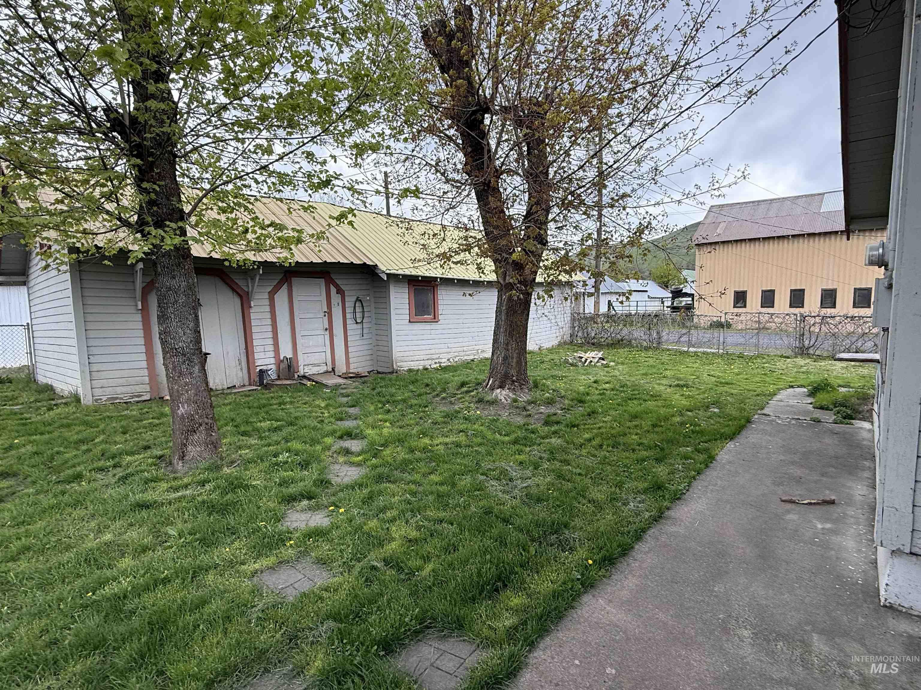 202 S Main Street, Kooskia, Idaho 83539, 2 Bedrooms, 1 Bathroom, Residential For Sale, Price $199,999, 98936735