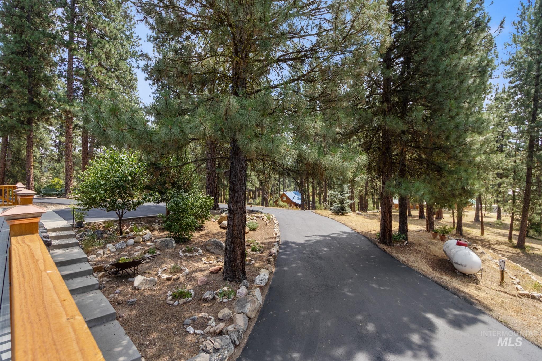 8 Bull Pine Road, Idaho City, Idaho 83631, 5 Bedrooms, 2.5 Bathrooms, Residential For Sale, Price $799,000, 98936821