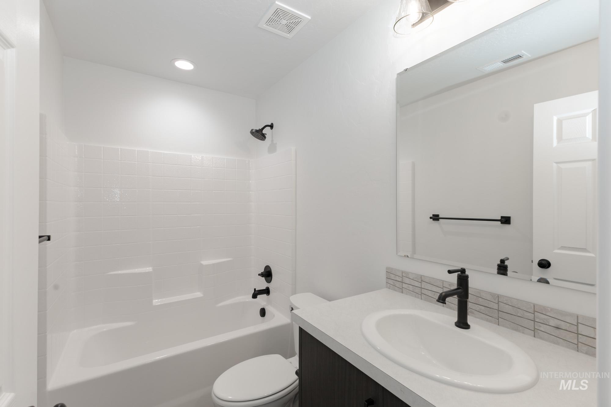 11195 Cart St, Caldwell, Idaho 83605, 4 Bedrooms, 2.5 Bathrooms, Residential For Sale, Price $456,990, 98936842