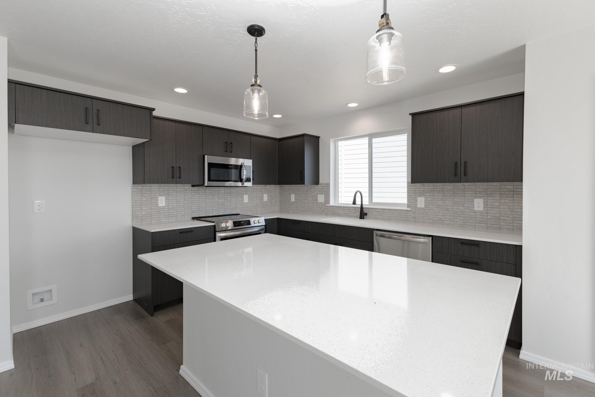 11195 Cart St, Caldwell, Idaho 83605, 4 Bedrooms, 2.5 Bathrooms, Residential For Sale, Price $456,990, 98936842