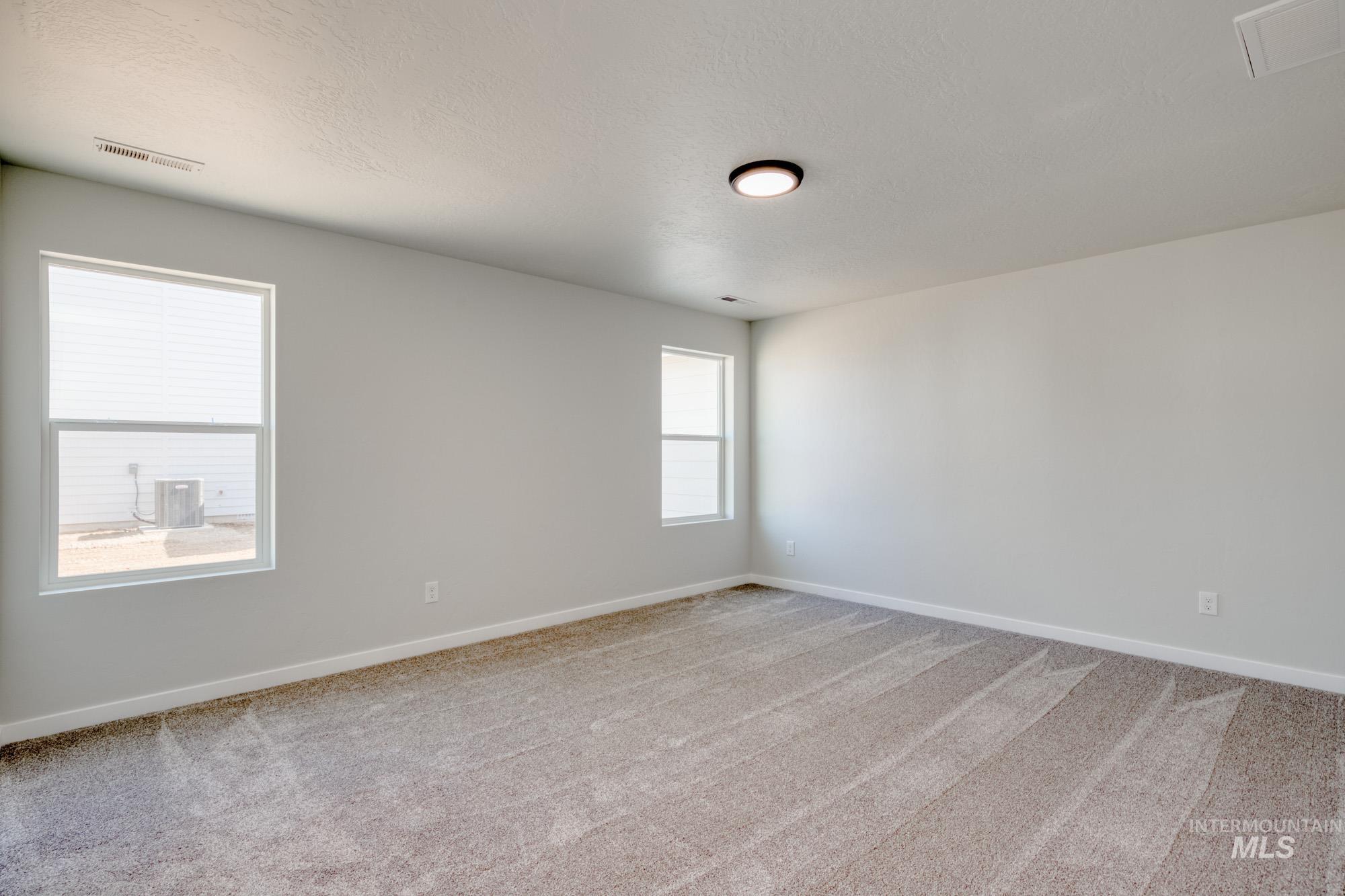5332 E Grizzly St, Nampa, Idaho 83687, 4 Bedrooms, 2 Bathrooms, Residential For Sale, Price $454,990, 98936846
