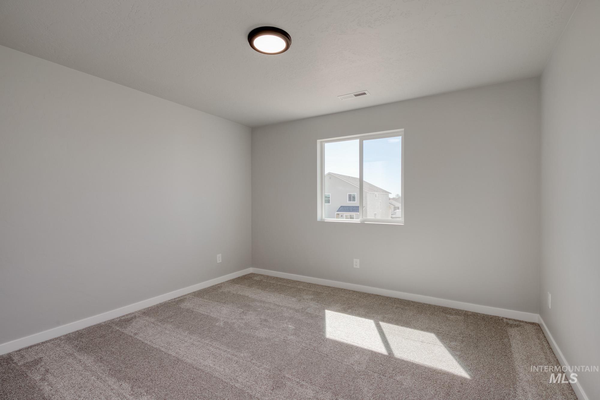 5275 E Grizzly St, Nampa, Idaho 83687, 5 Bedrooms, 2.5 Bathrooms, Residential For Sale, Price $531,990, 98936850