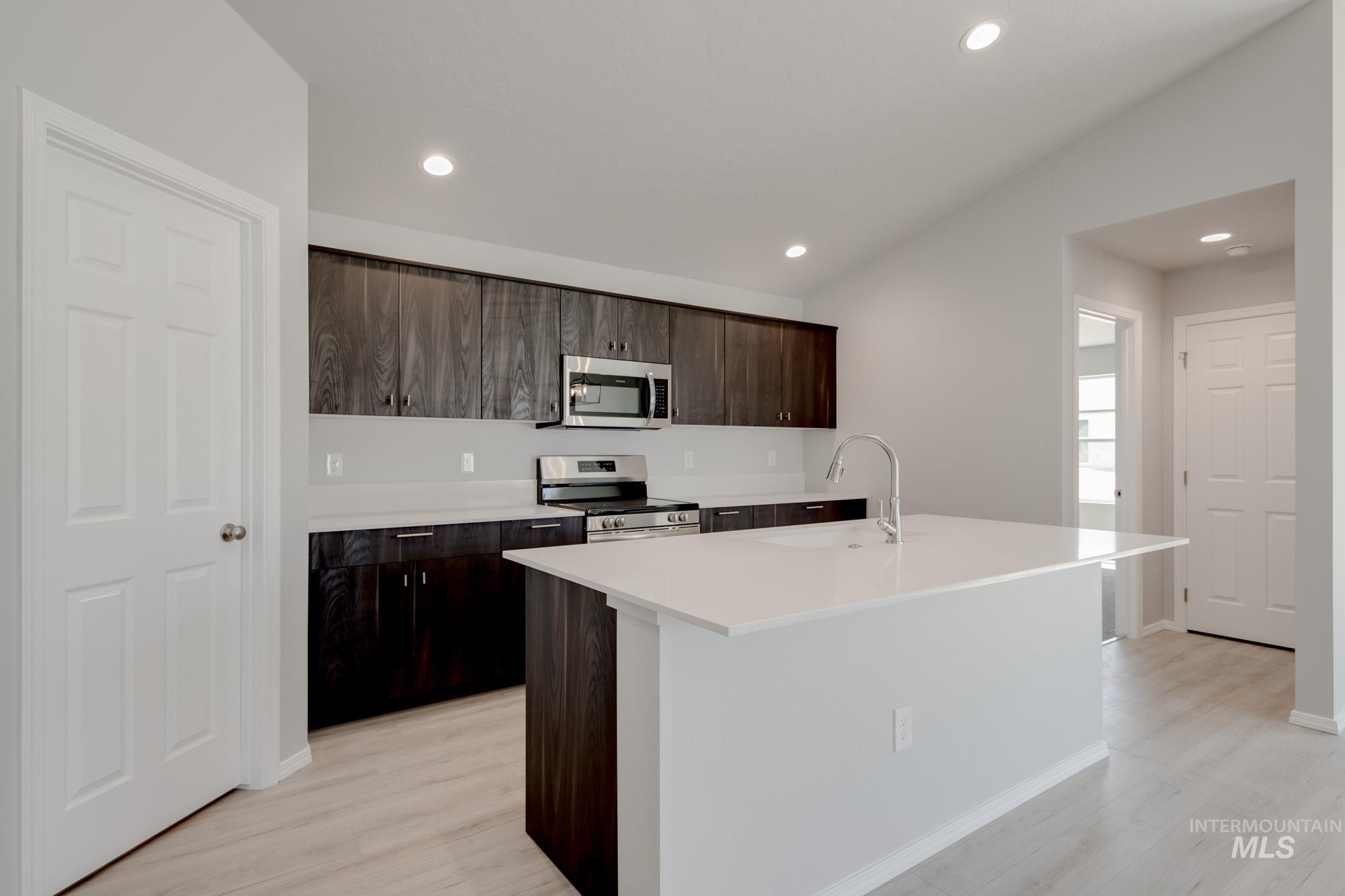 7369 E Shields Dr, Nampa, Idaho 83687, 4 Bedrooms, 2 Bathrooms, Residential For Sale, Price $457,990, 98936854