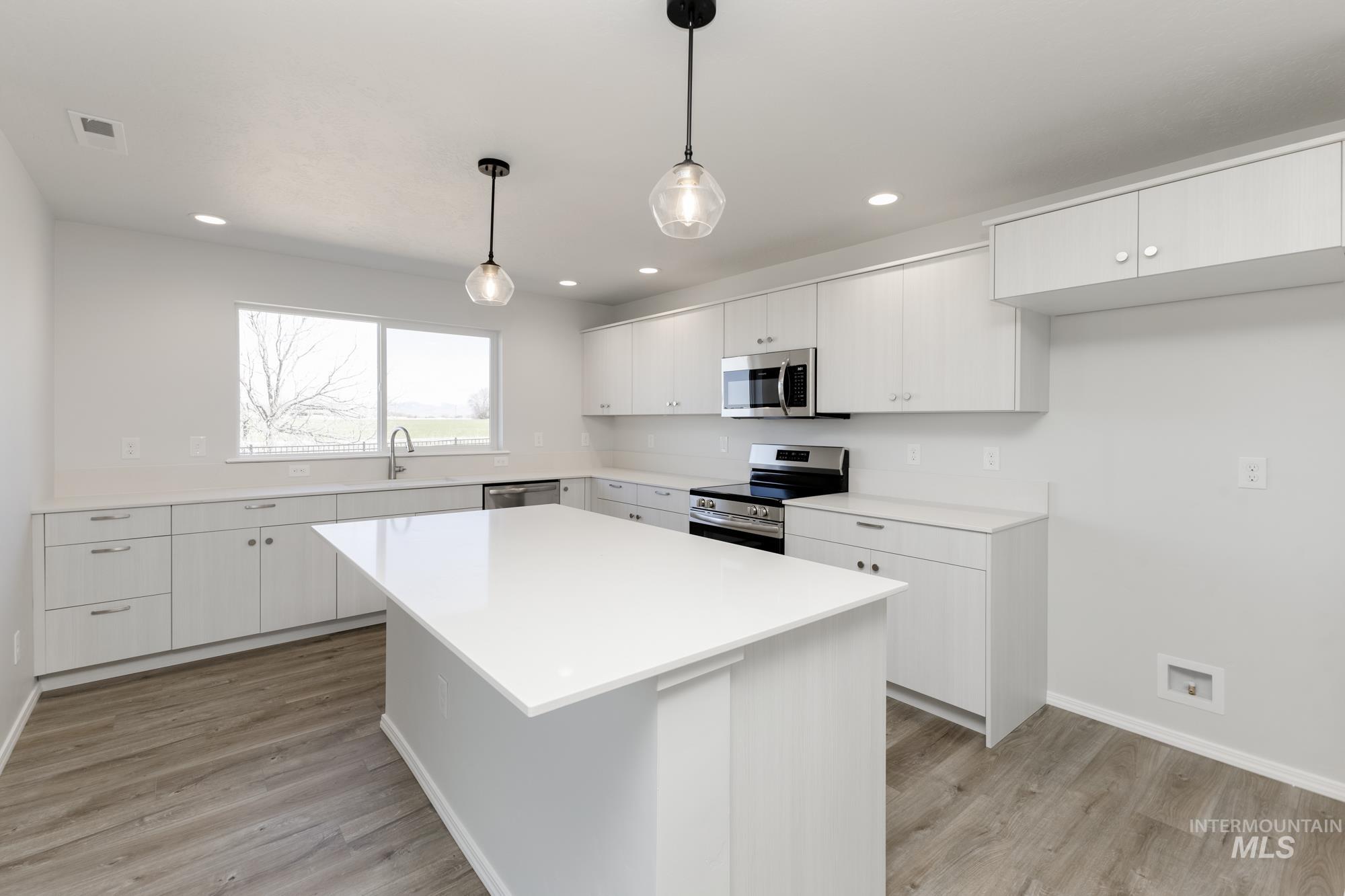 7286 E Shields Dr, Nampa, Idaho 83687, 5 Bedrooms, 2.5 Bathrooms, Residential For Sale, Price $509,990, 98936861