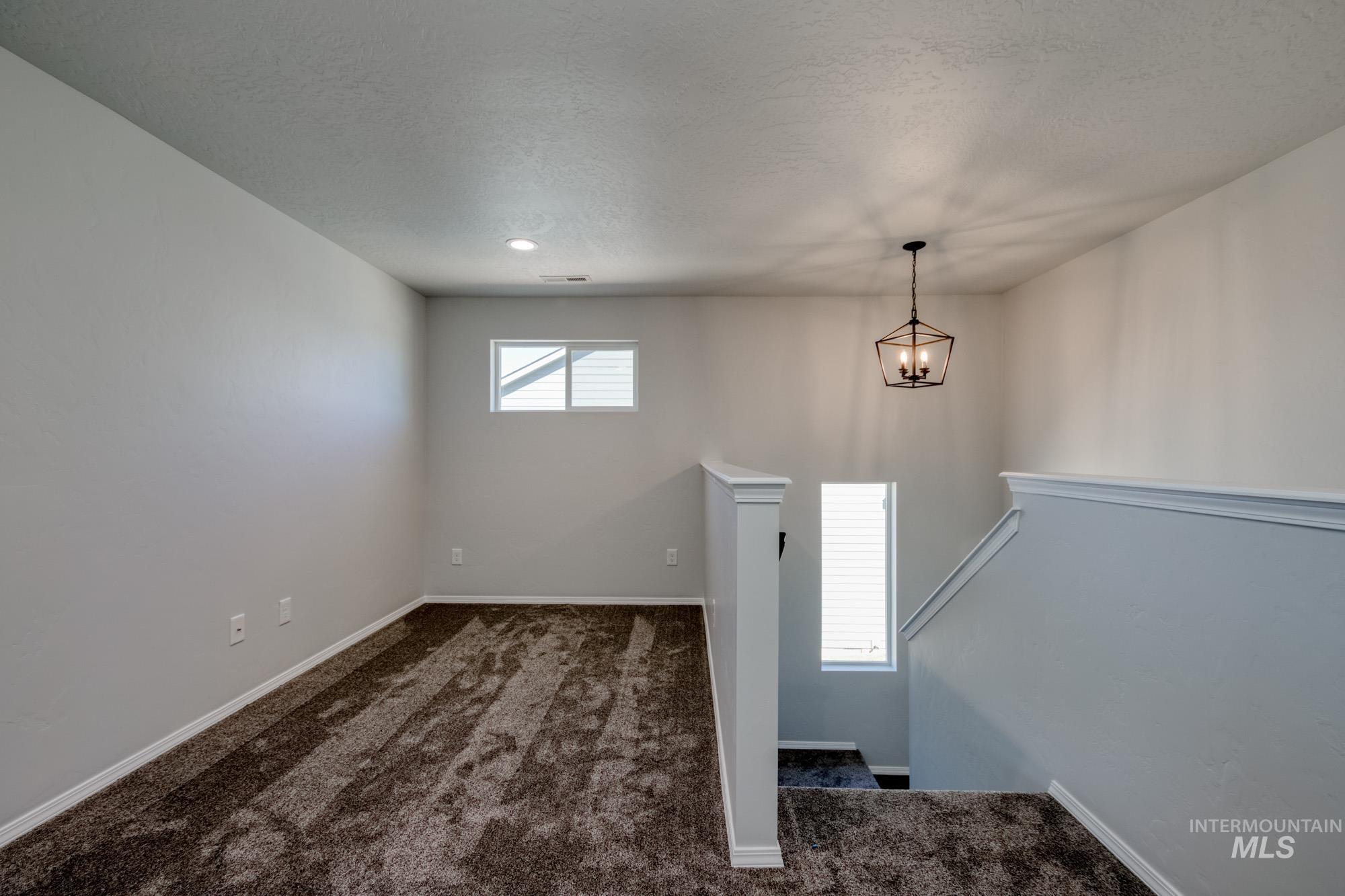 315 Chalcedony Ave, Caldwell, Idaho 83605, 5 Bedrooms, 3 Bathrooms, Residential For Sale, Price $464,990, 98936862