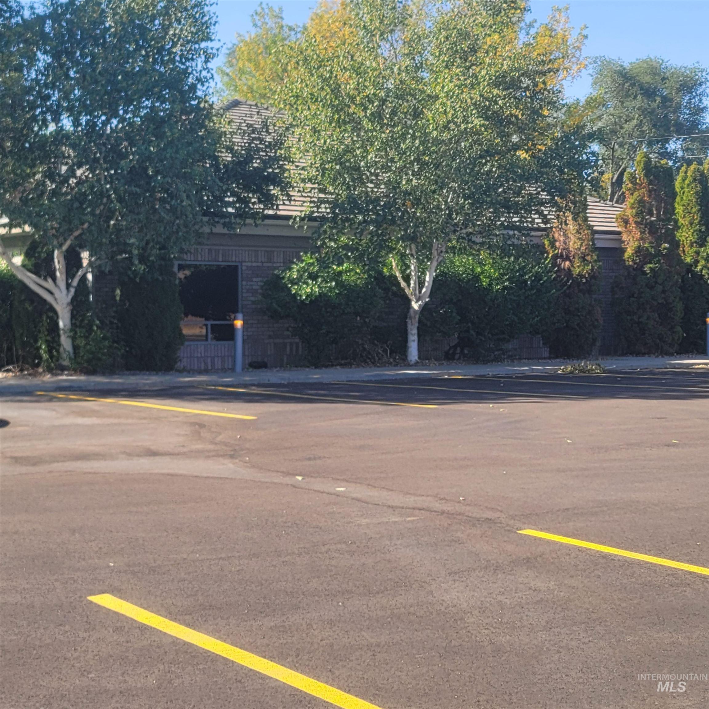 414 Shoup Ave. W., Twin Falls, Idaho 83301, Business/Commercial For Sale, Price $117,806,MLS 98937654