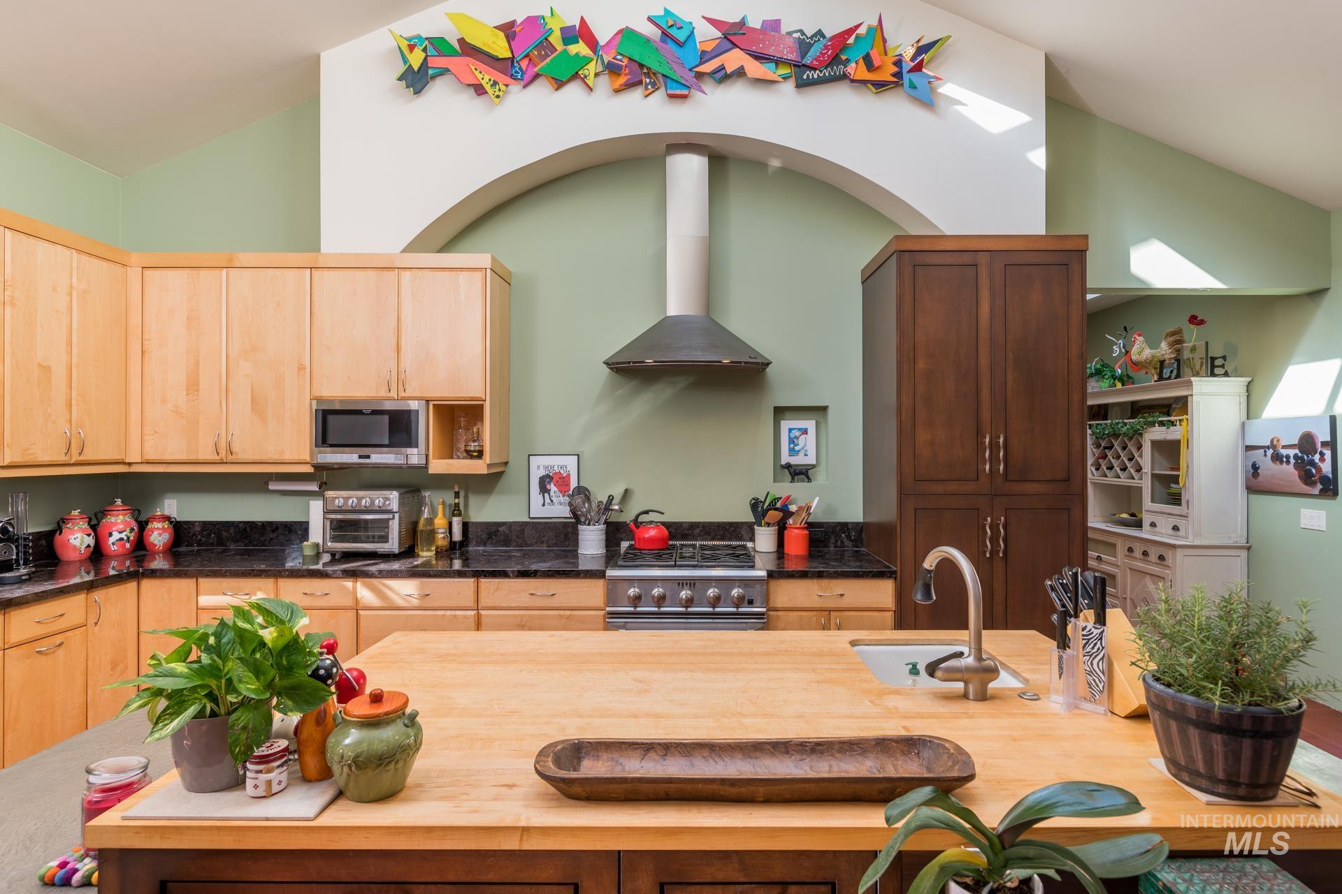 35 Greenhorn Rd, Hailey, Idaho 83333, 3 Bedrooms, 3.5 Bathrooms, Residential For Sale, Price $5,950,000, 98938226