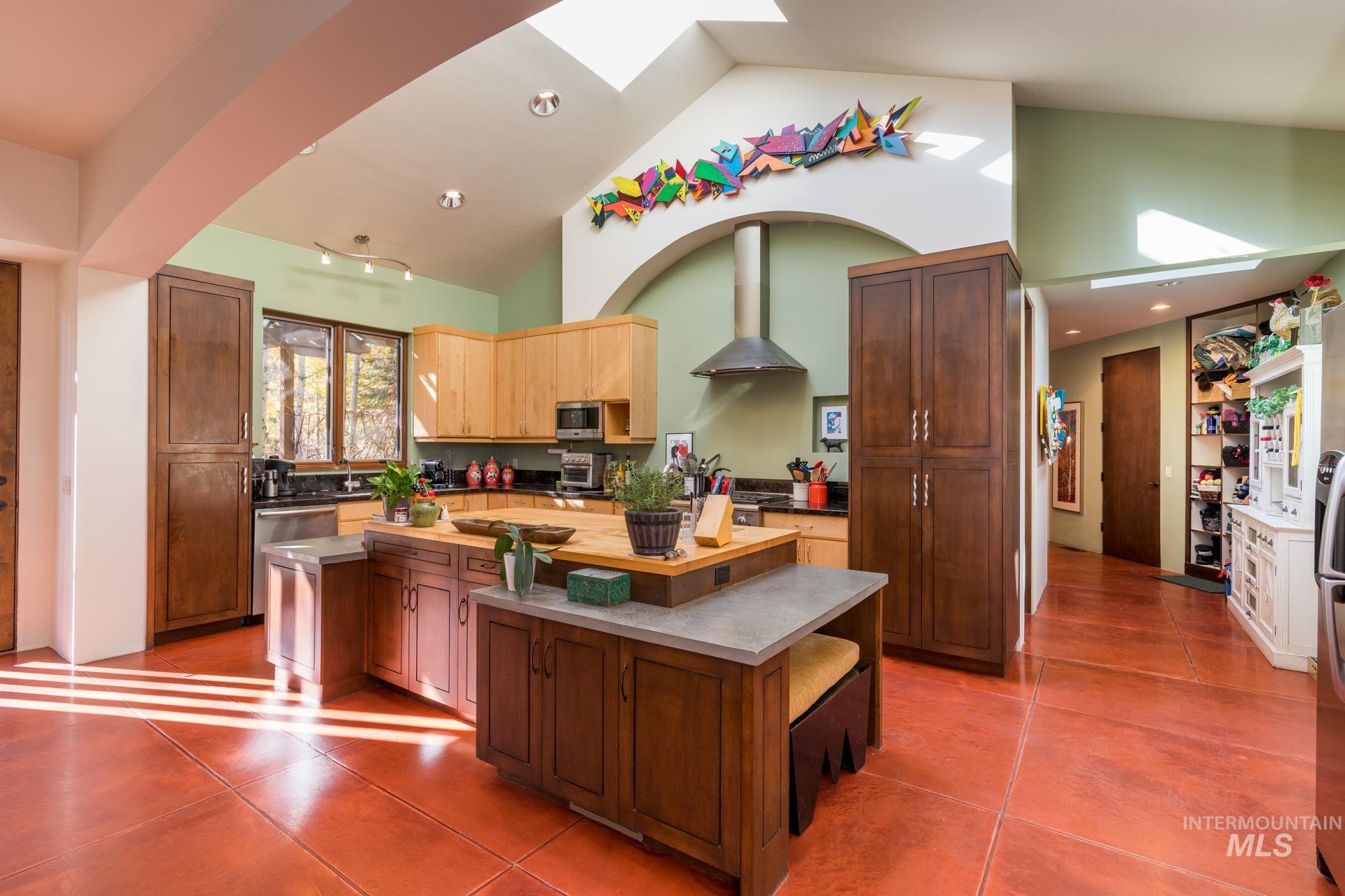 35 Greenhorn Rd, Hailey, Idaho 83333, 3 Bedrooms, 3.5 Bathrooms, Residential For Sale, Price $5,950,000, 98938226