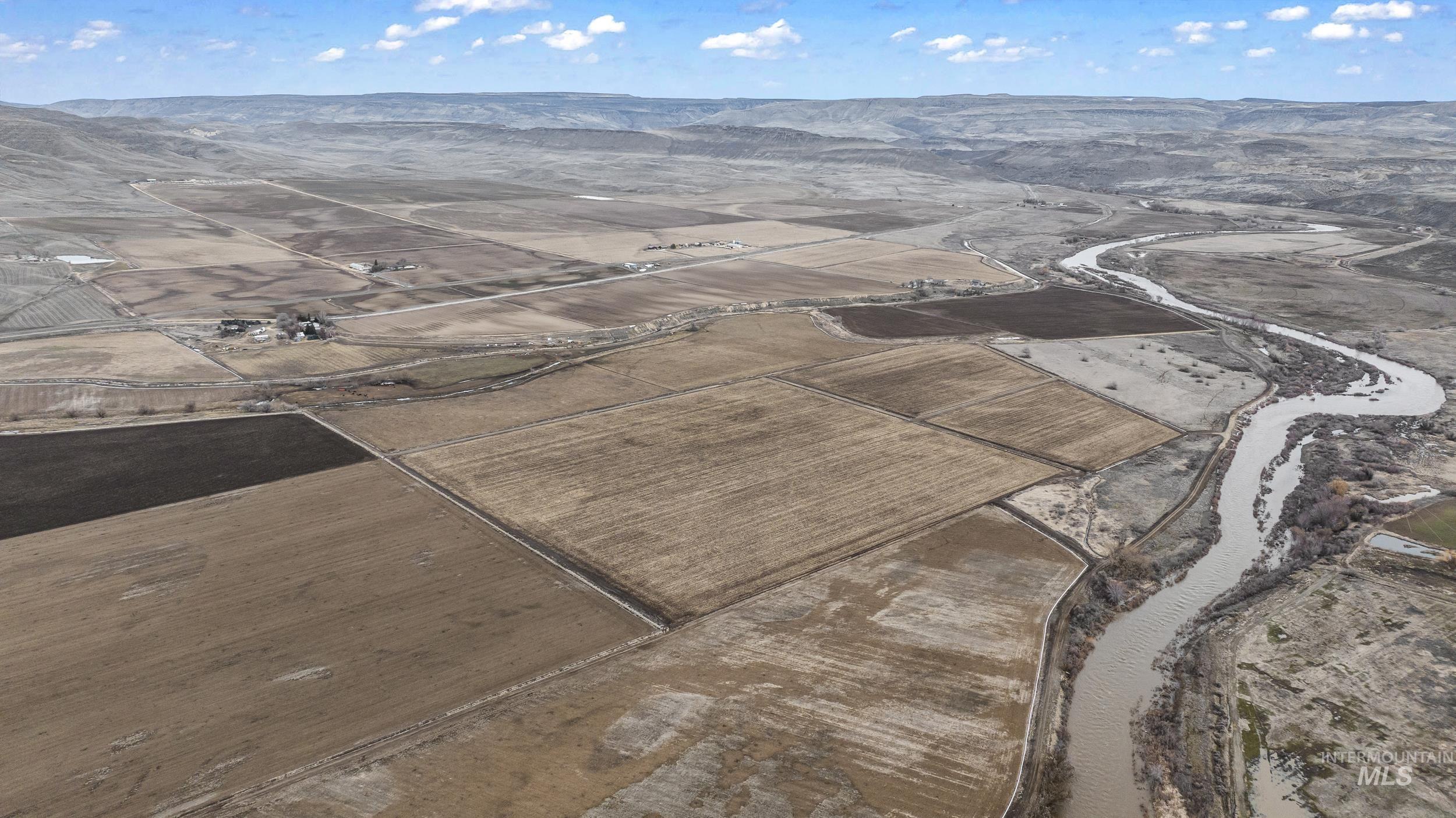2117 Weiser River Road, Weiser, Idaho 83672, 3 Bedrooms, 1.5 Bathrooms, Farm & Ranch For Sale, Price $3,375,000, 98939019