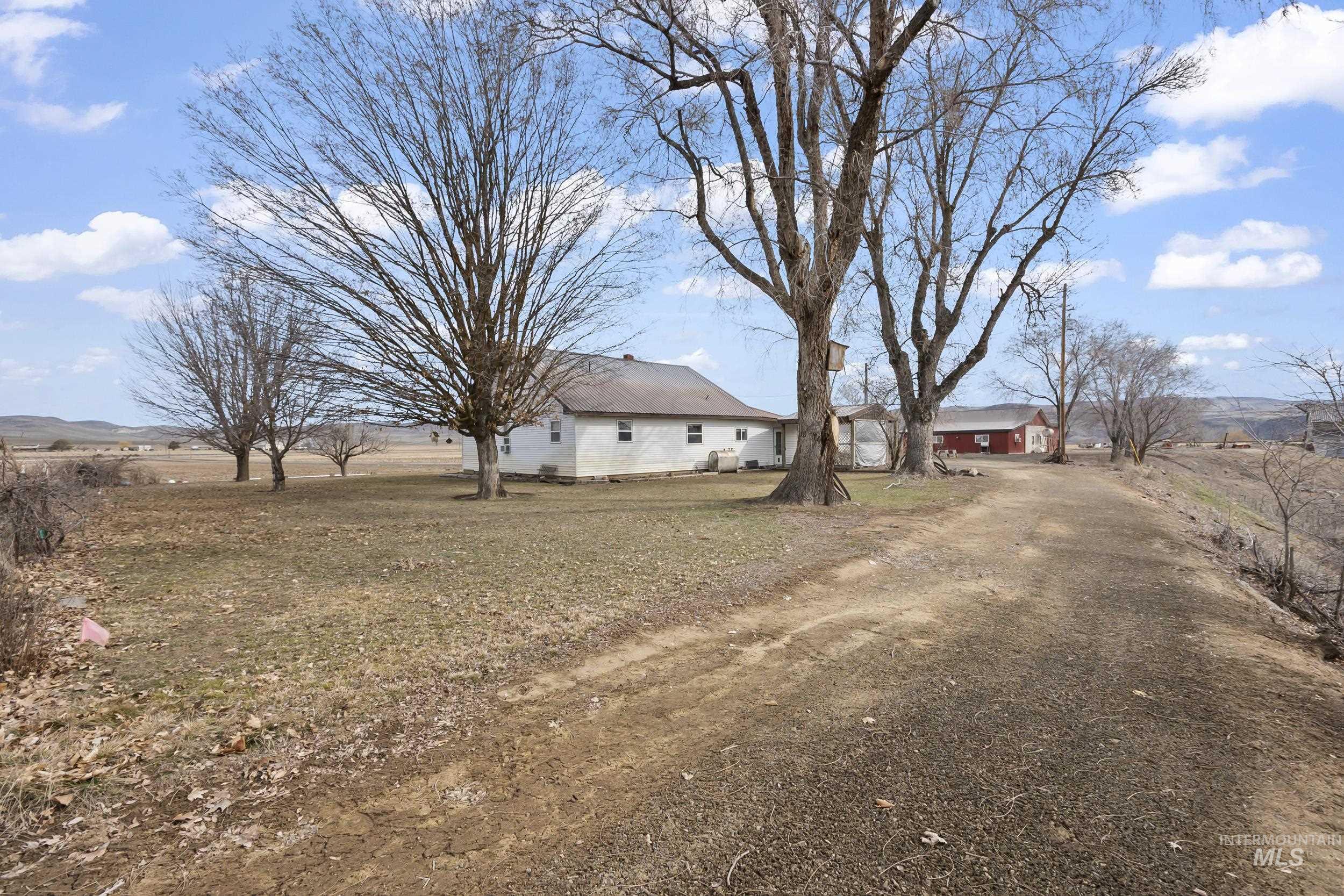 2117 Weiser River Road, Weiser, Idaho 83672, 3 Bedrooms, 1.5 Bathrooms, Farm & Ranch For Sale, Price $3,375,000, 98939019