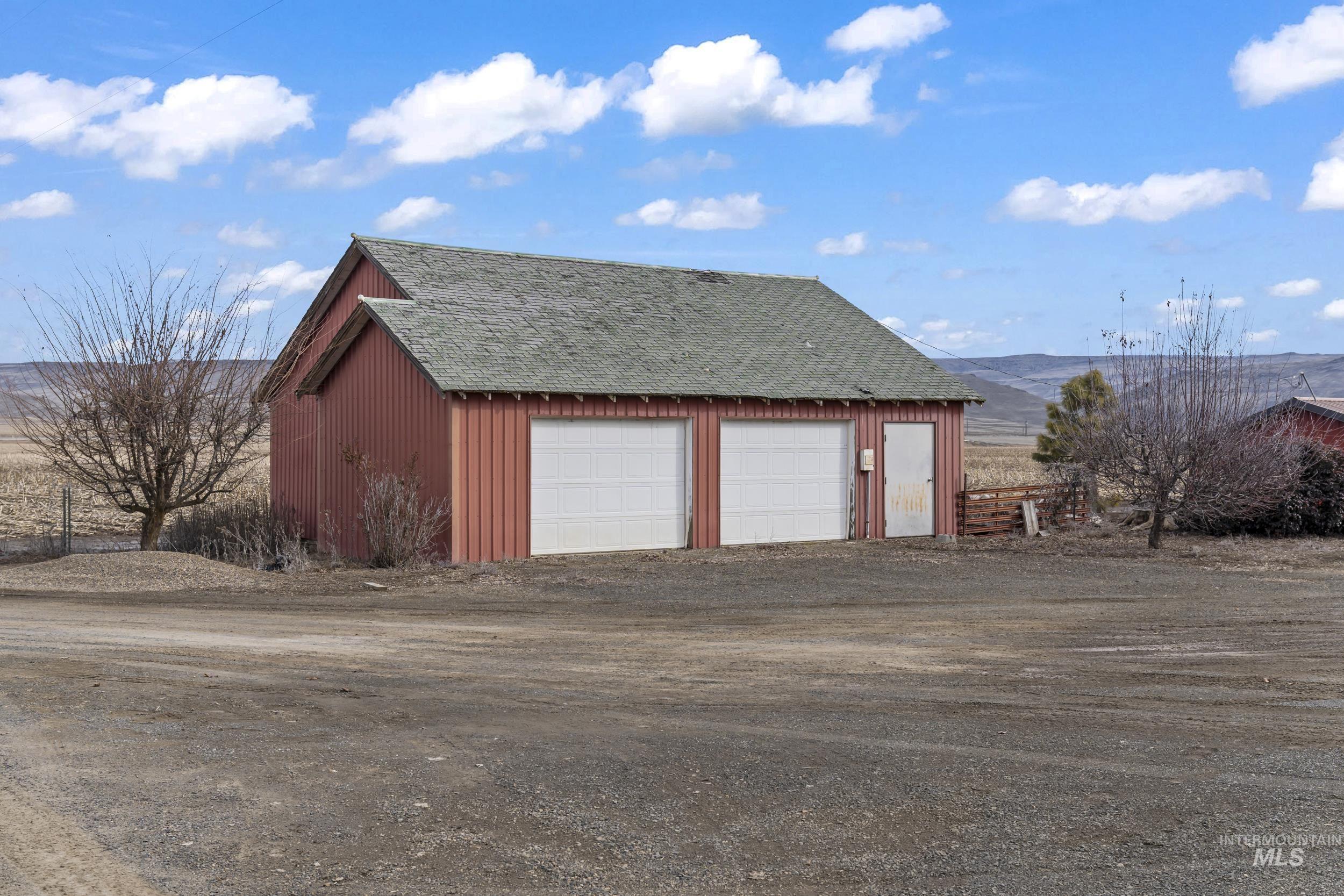 2117 Weiser River Road, Weiser, Idaho 83672, 3 Bedrooms, 1.5 Bathrooms, Farm & Ranch For Sale, Price $3,375,000, 98939019