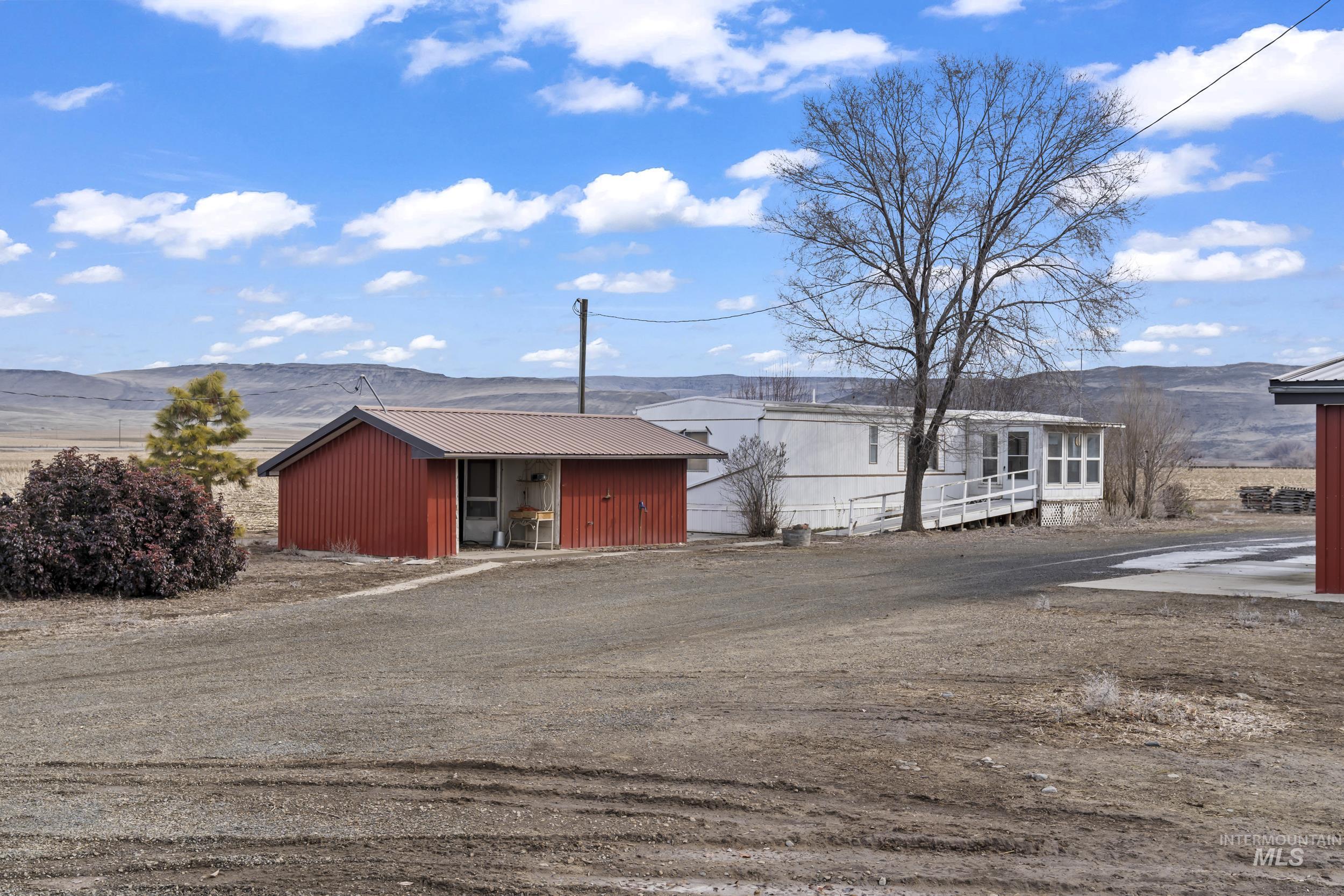 2117 Weiser River Road, Weiser, Idaho 83672, 3 Bedrooms, 1.5 Bathrooms, Farm & Ranch For Sale, Price $3,375,000, 98939019