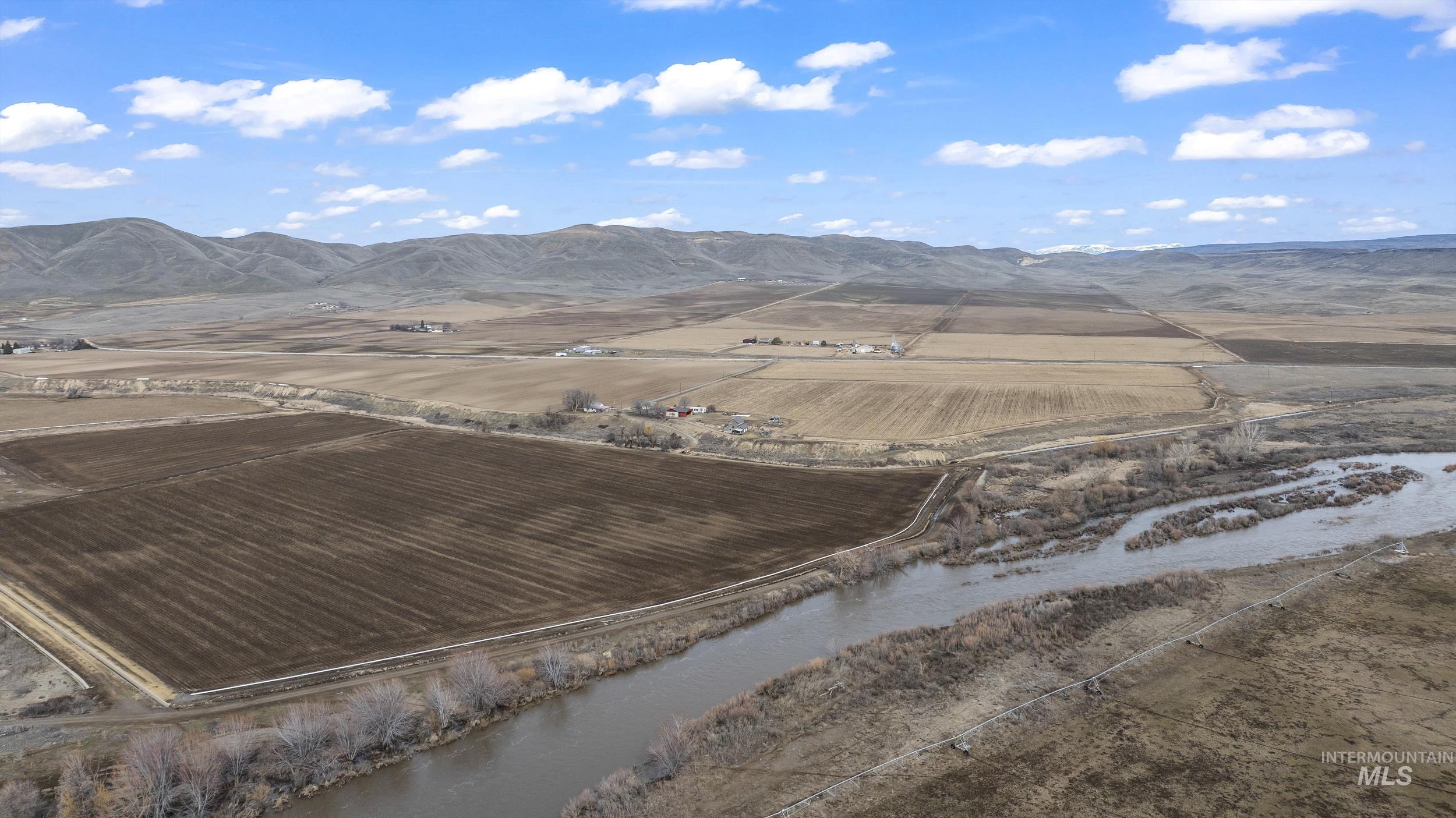 2117 Weiser River Road, Weiser, Idaho 83672, 3 Bedrooms, 1.5 Bathrooms, Farm & Ranch For Sale, Price $3,375,000, 98939019