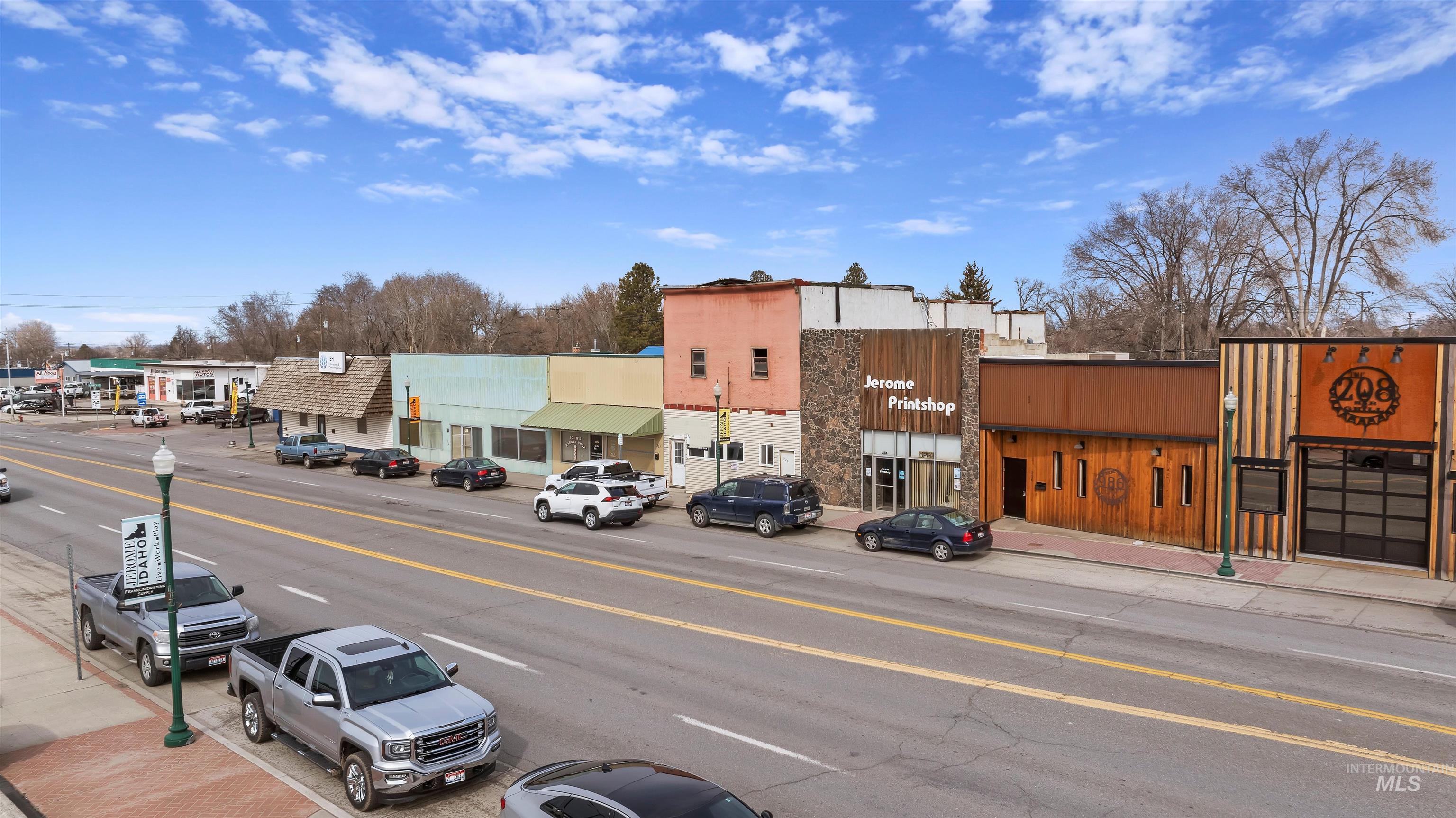 228 W Main, Jerome, Idaho 83338, 9 Rooms, Business/Commercial For Sale, Price $105,000, 98939239