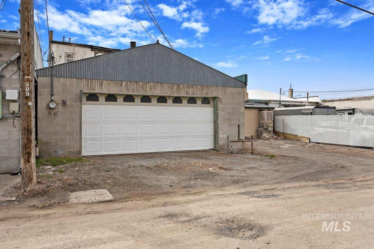 228 W Main, Jerome, Idaho 83338, 9 Rooms, Business/Commercial For Sale, Price $105,000, 98939239
