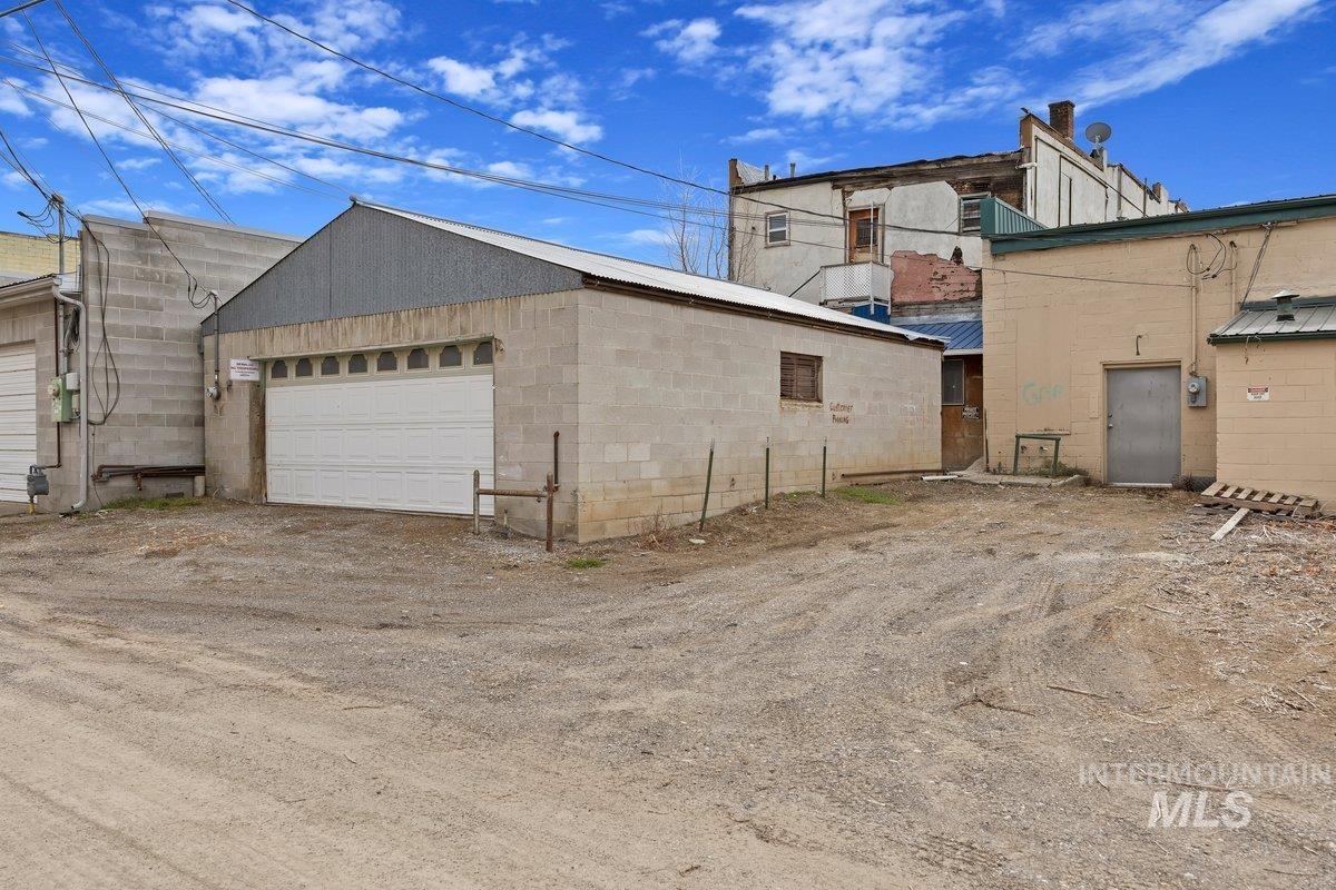 228 W Main, Jerome, Idaho 83338, 9 Rooms, Business/Commercial For Sale, Price $105,000, 98939239