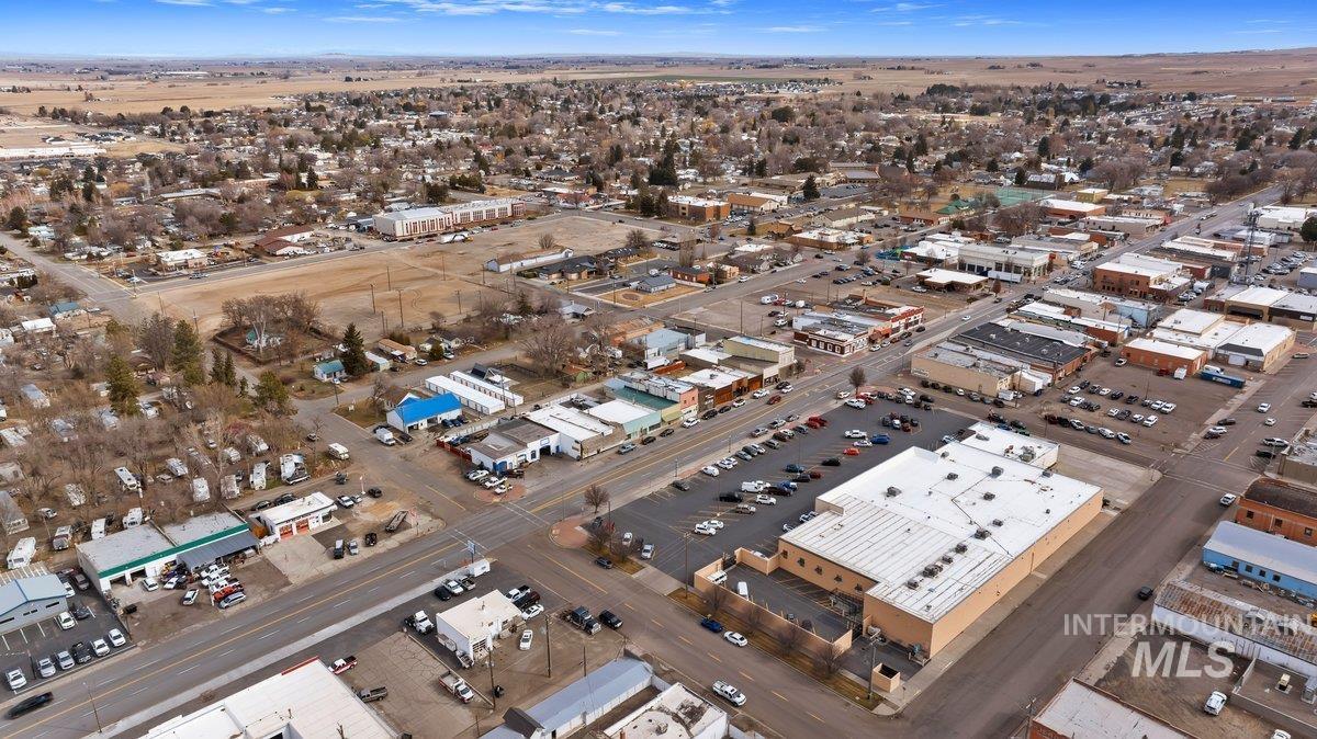 228 W Main, Jerome, Idaho 83338, 9 Rooms, Business/Commercial For Sale, Price $105,000, 98939239