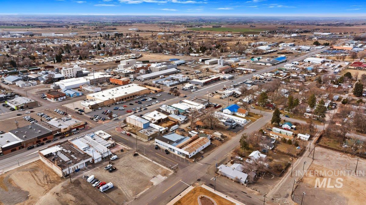 228 W Main, Jerome, Idaho 83338, 9 Rooms, Business/Commercial For Sale, Price $105,000, 98939239