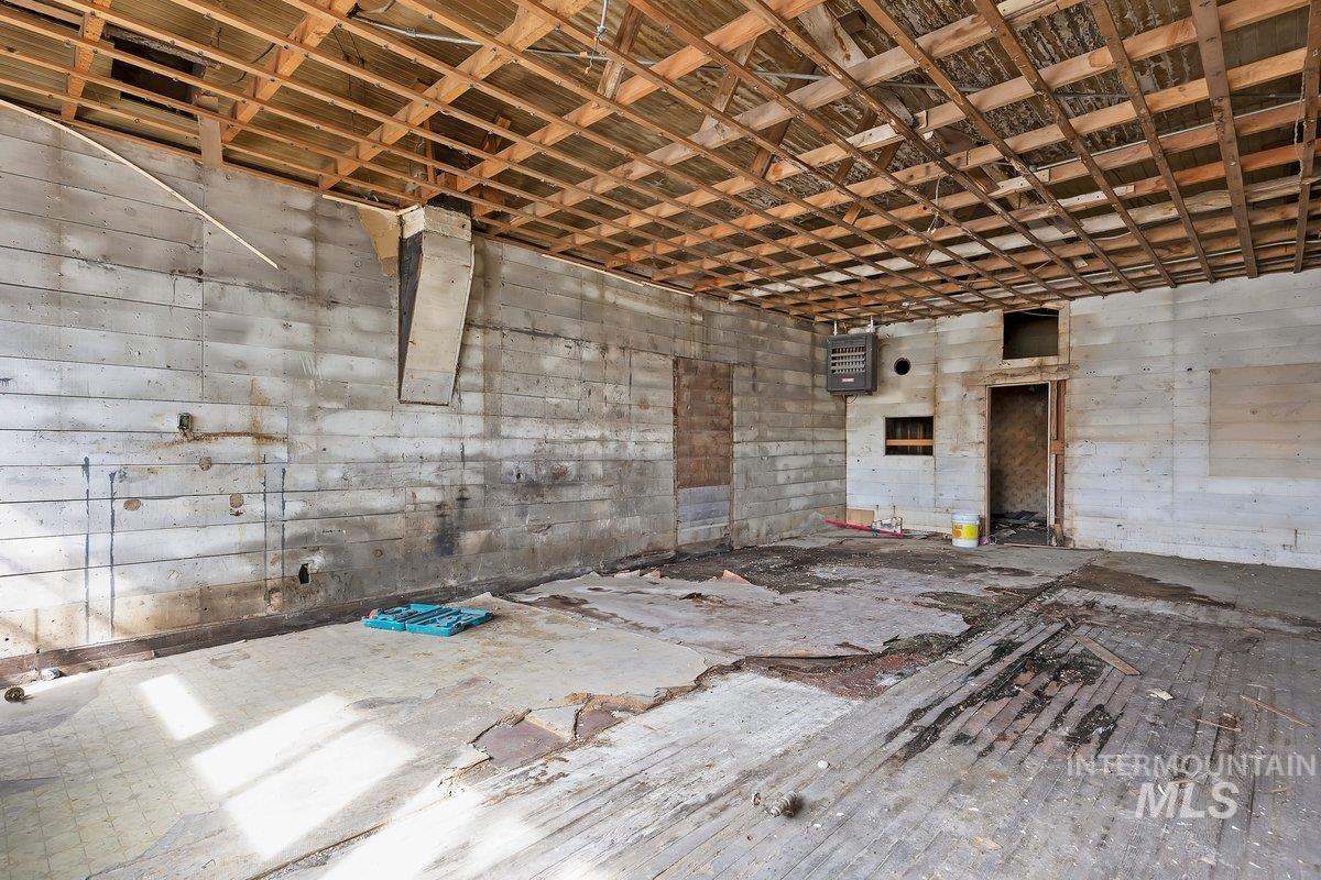 228 W Main, Jerome, Idaho 83338, 9 Rooms, Business/Commercial For Sale, Price $105,000, 98939239