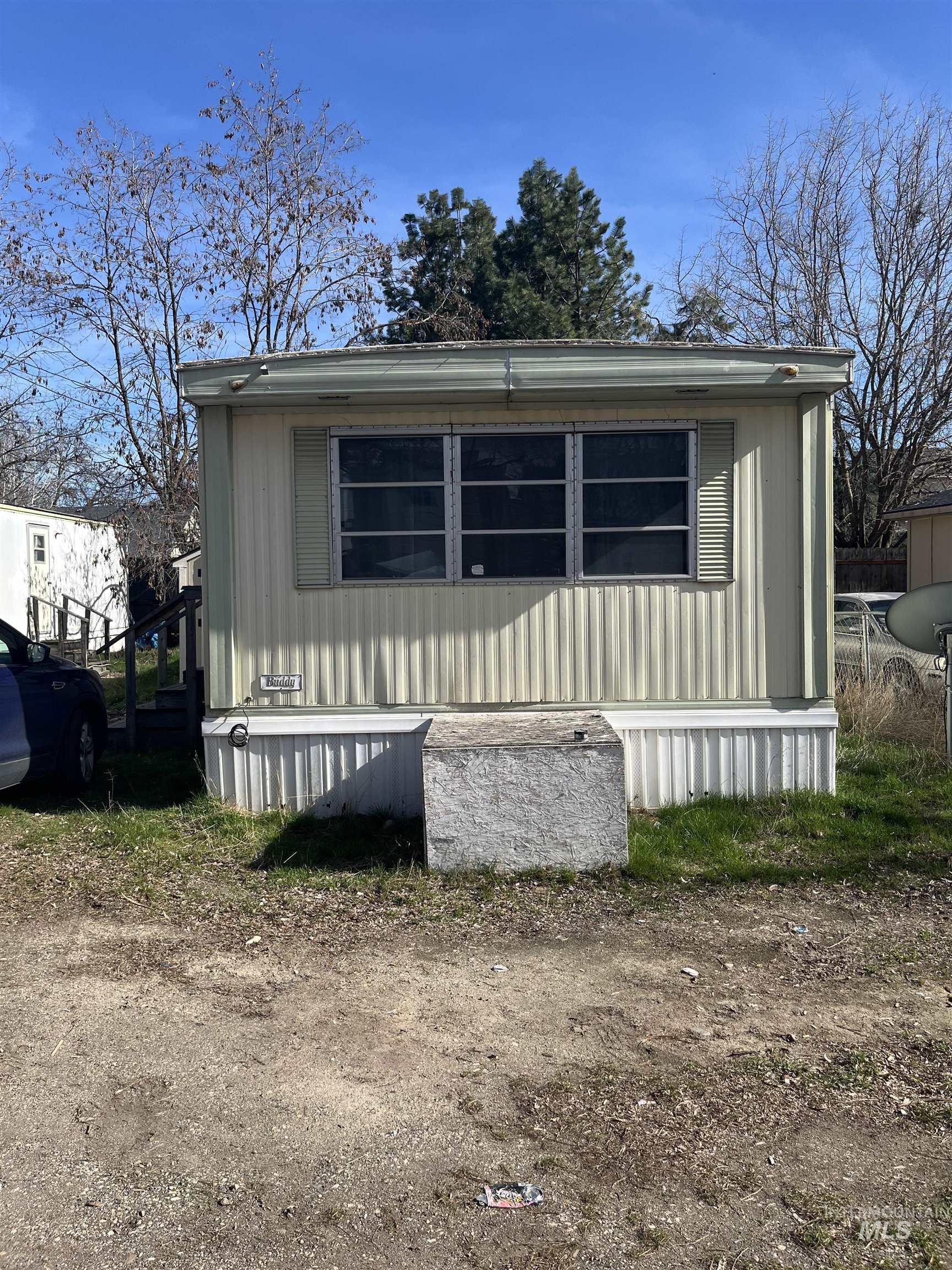 3929 Reed St #3, Garden City, Idaho 83714, 2 Bedrooms, 1 Bathroom, Residential For Sale, Price $29,000,MLS 98941086