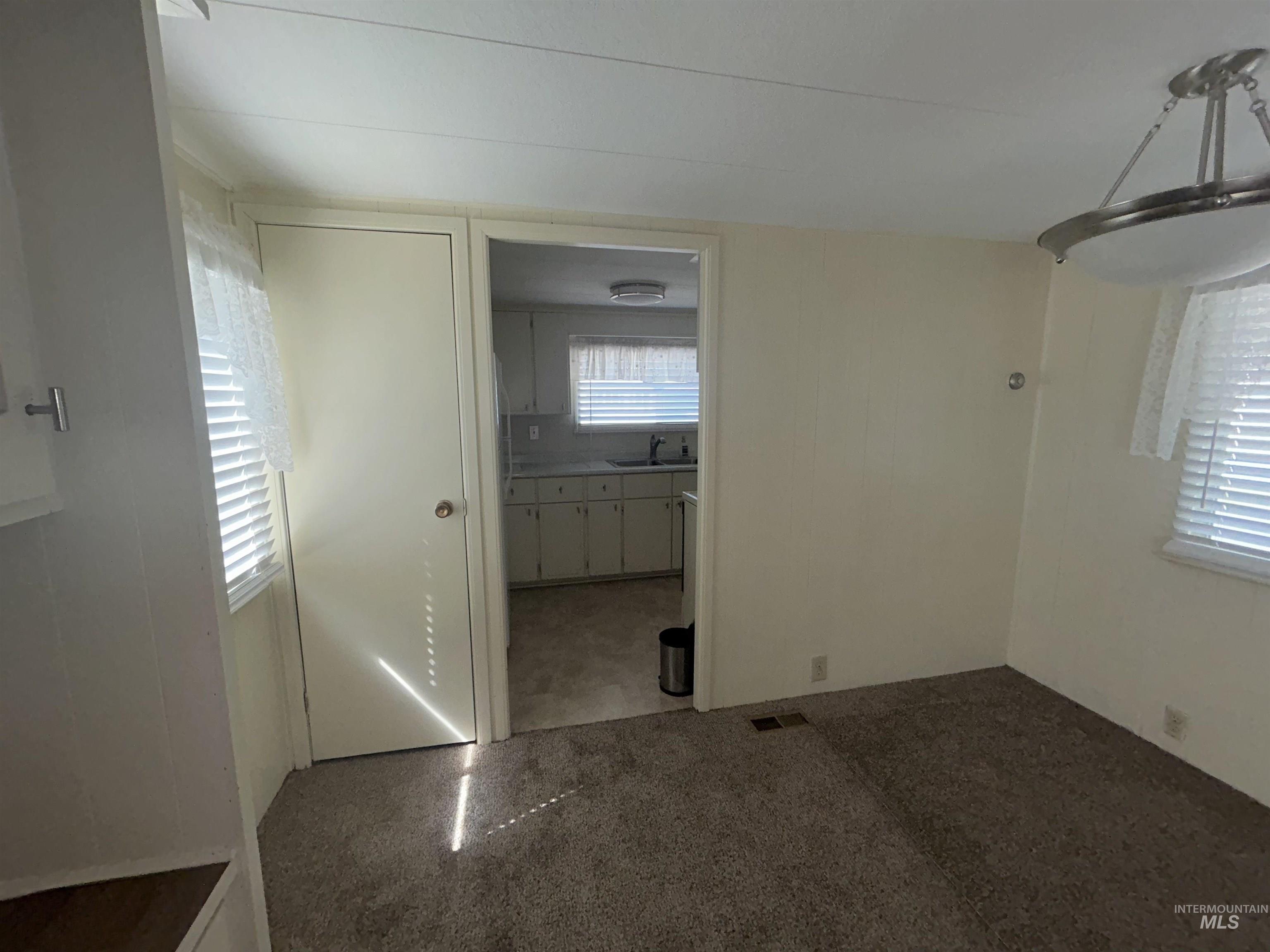 2015 6th Ave, Clarkston, Washington 99403, 2 Bedrooms, 1 Bathroom, Residential For Sale, Price $47,500,MLS 98941550