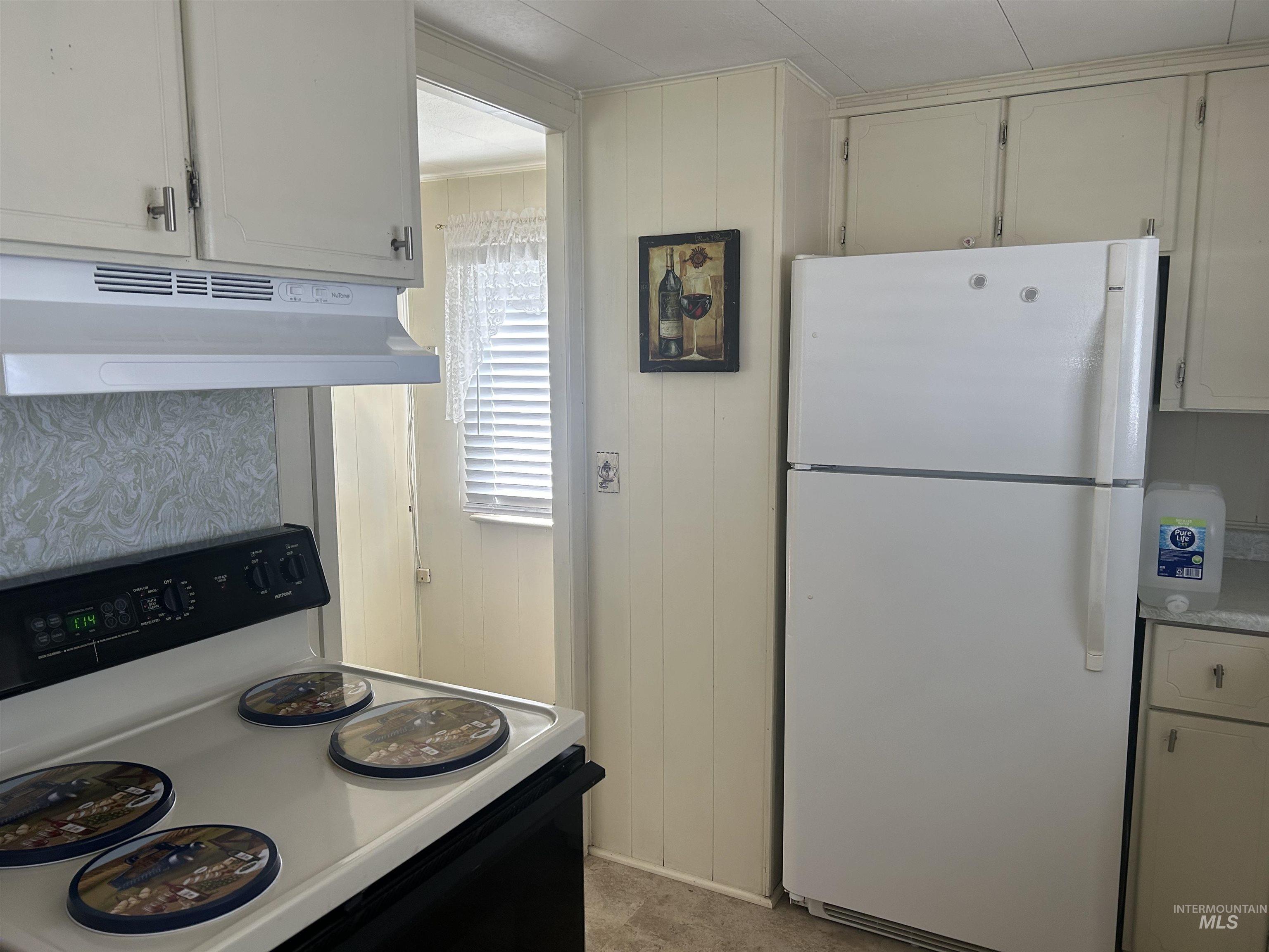 2015 6th Ave, Clarkston, Washington 99403, 2 Bedrooms, 1 Bathroom, Residential For Sale, Price $47,500,MLS 98941550