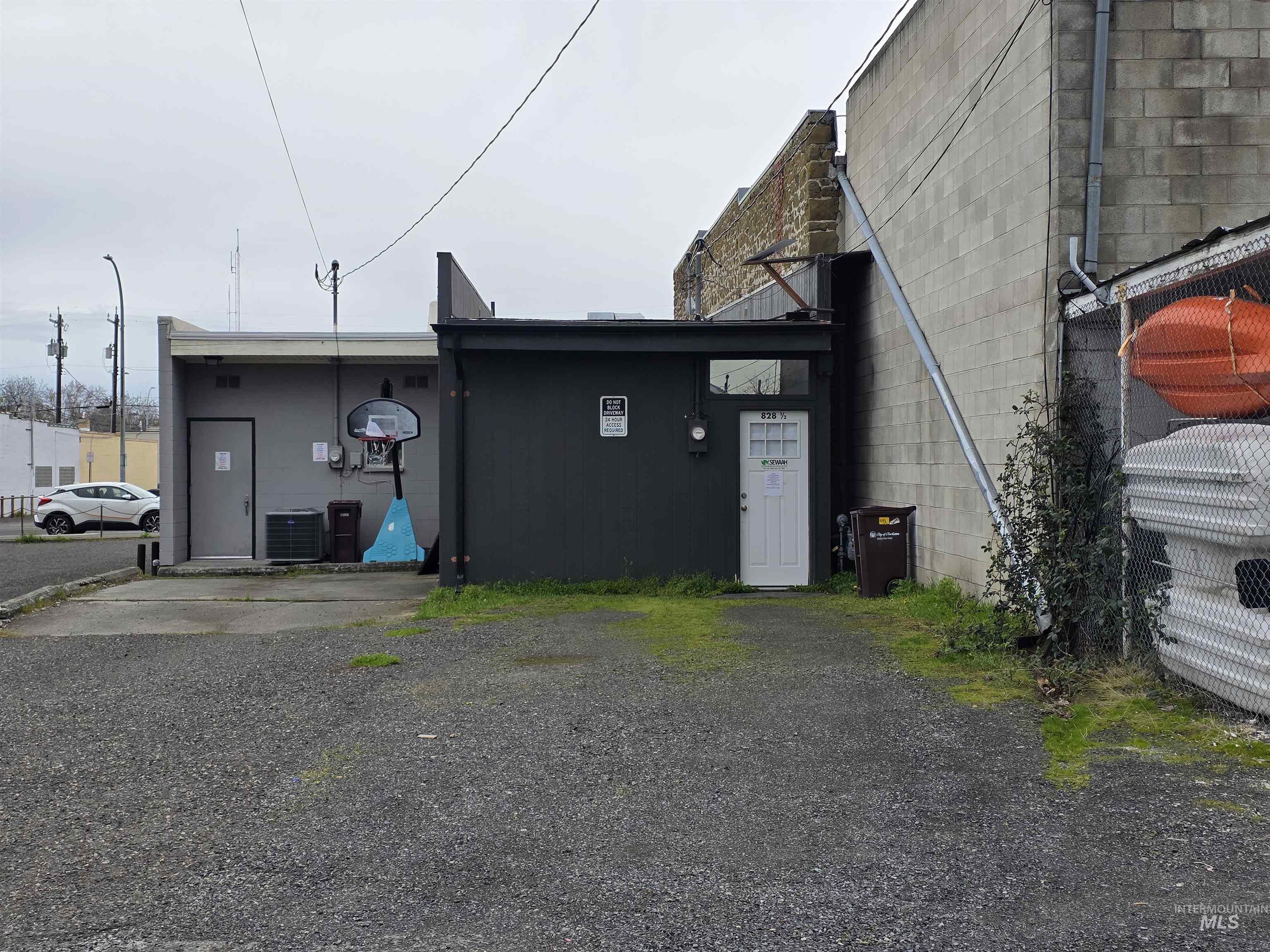 828 1/2 6th Street, Clarkston, Washington 99403, Business/Commercial For Sale, Price $199,900, 98942189