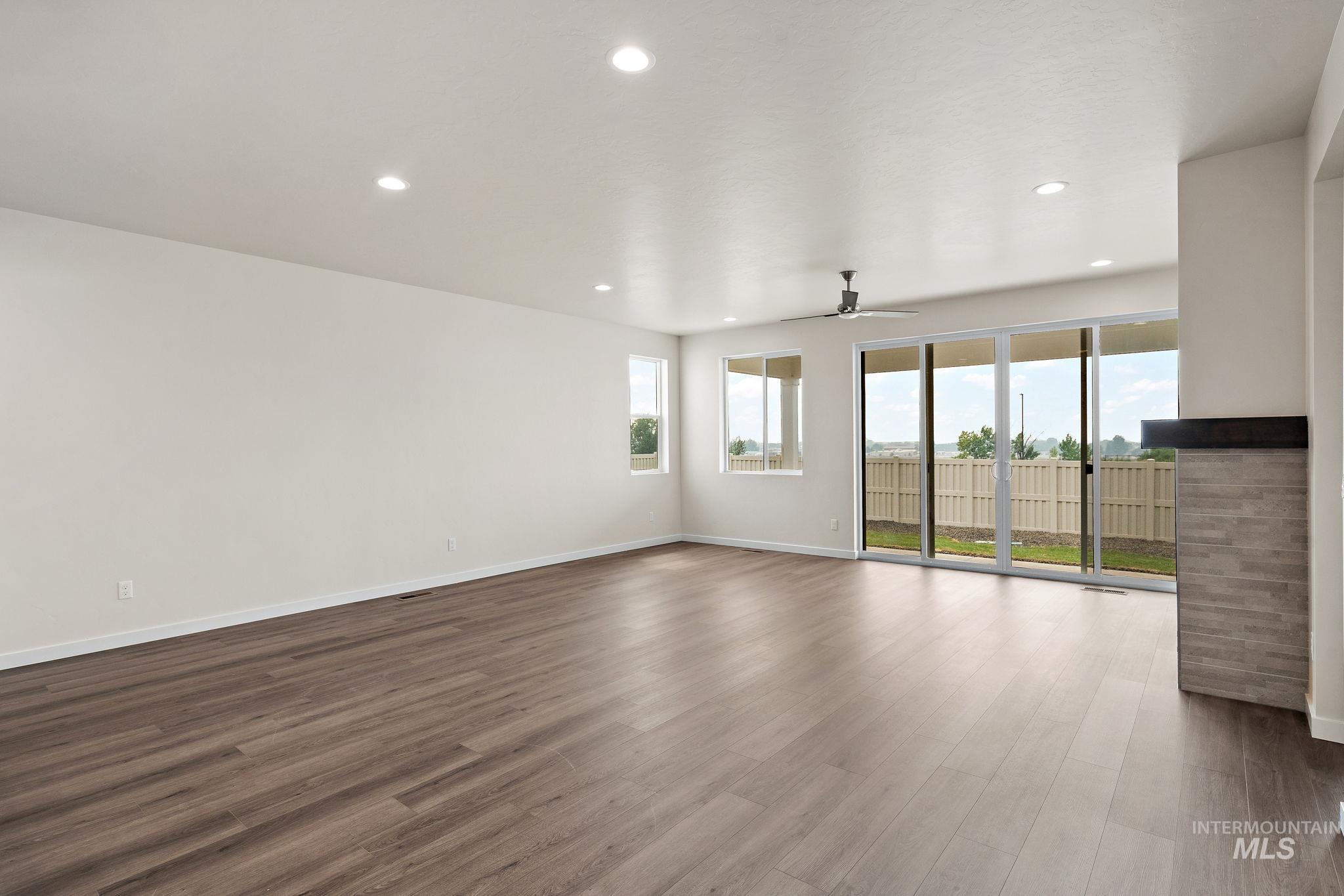 1230 Stirling Meadows Ct, Middleton, Idaho 83644, 3 Bedrooms, 2 Bathrooms, Residential For Sale, Price $549,990, 98942191