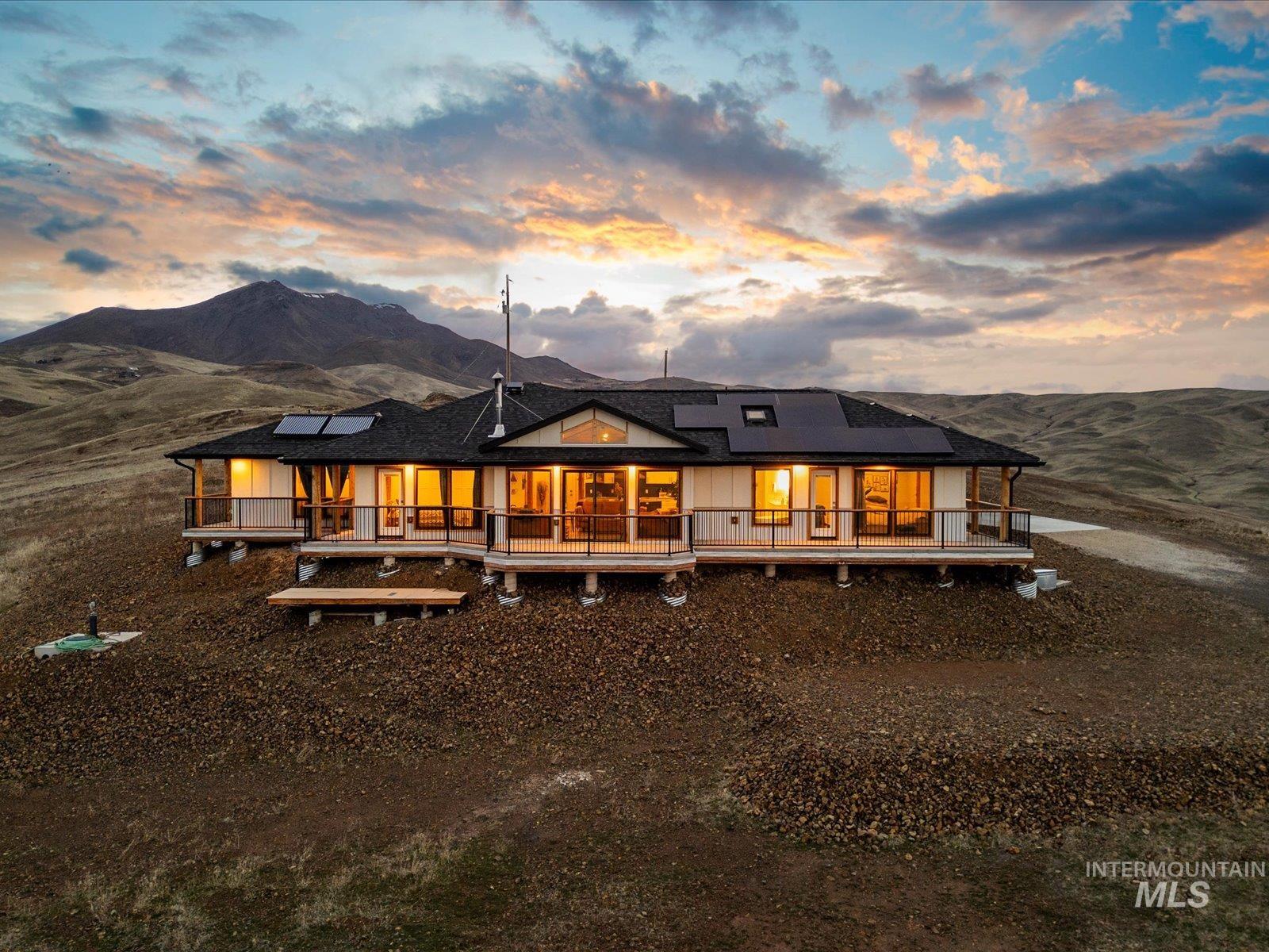 5225 Spring Creek Rd, Emmett, Idaho 83617-9115, 5 Bedrooms, 5 Bathrooms, Residential For Sale, Price $1,990,000, 98942198