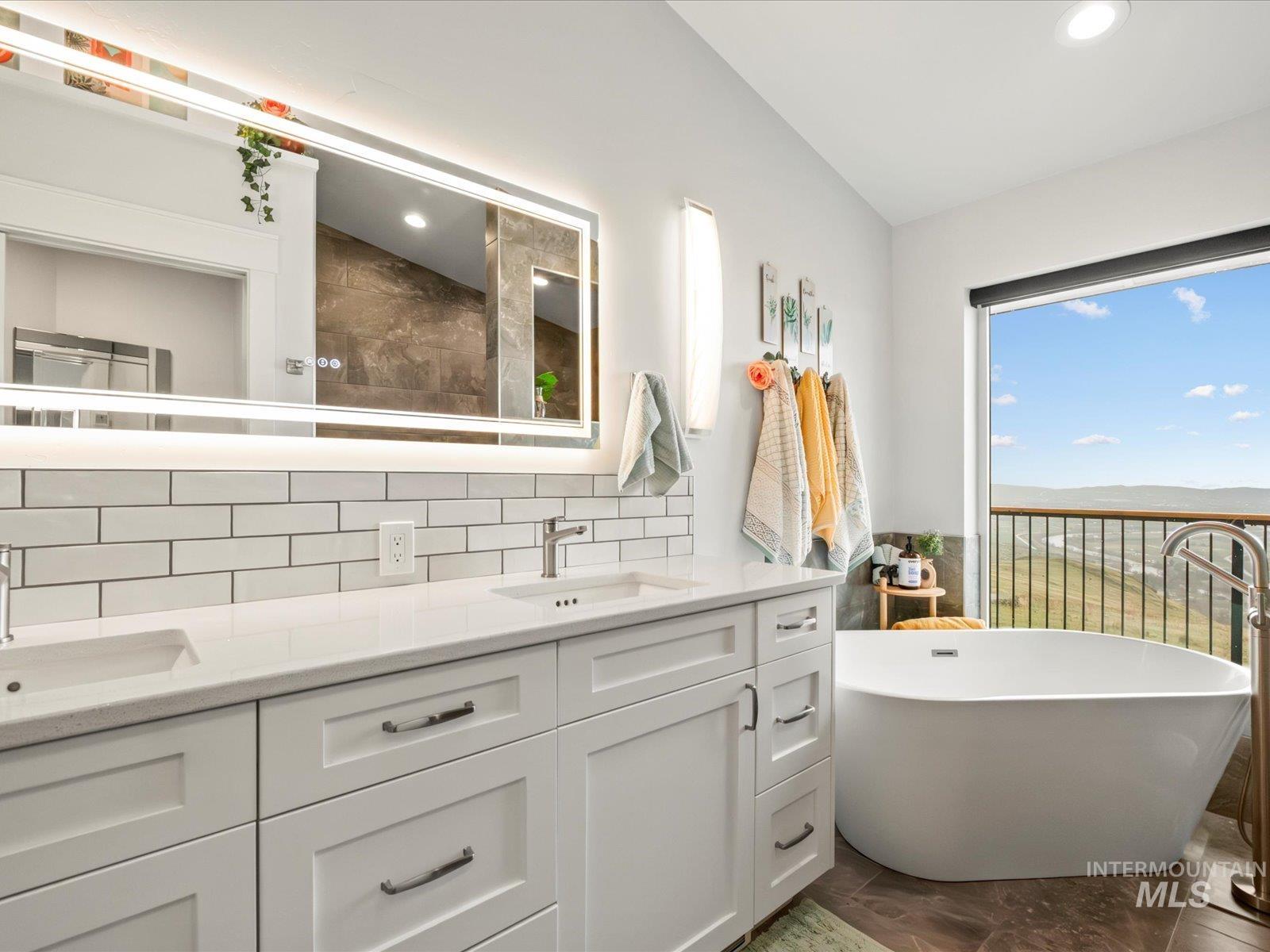 5225 Spring Creek Rd, Emmett, Idaho 83617-9115, 5 Bedrooms, 5 Bathrooms, Residential For Sale, Price $1,990,000, 98942198